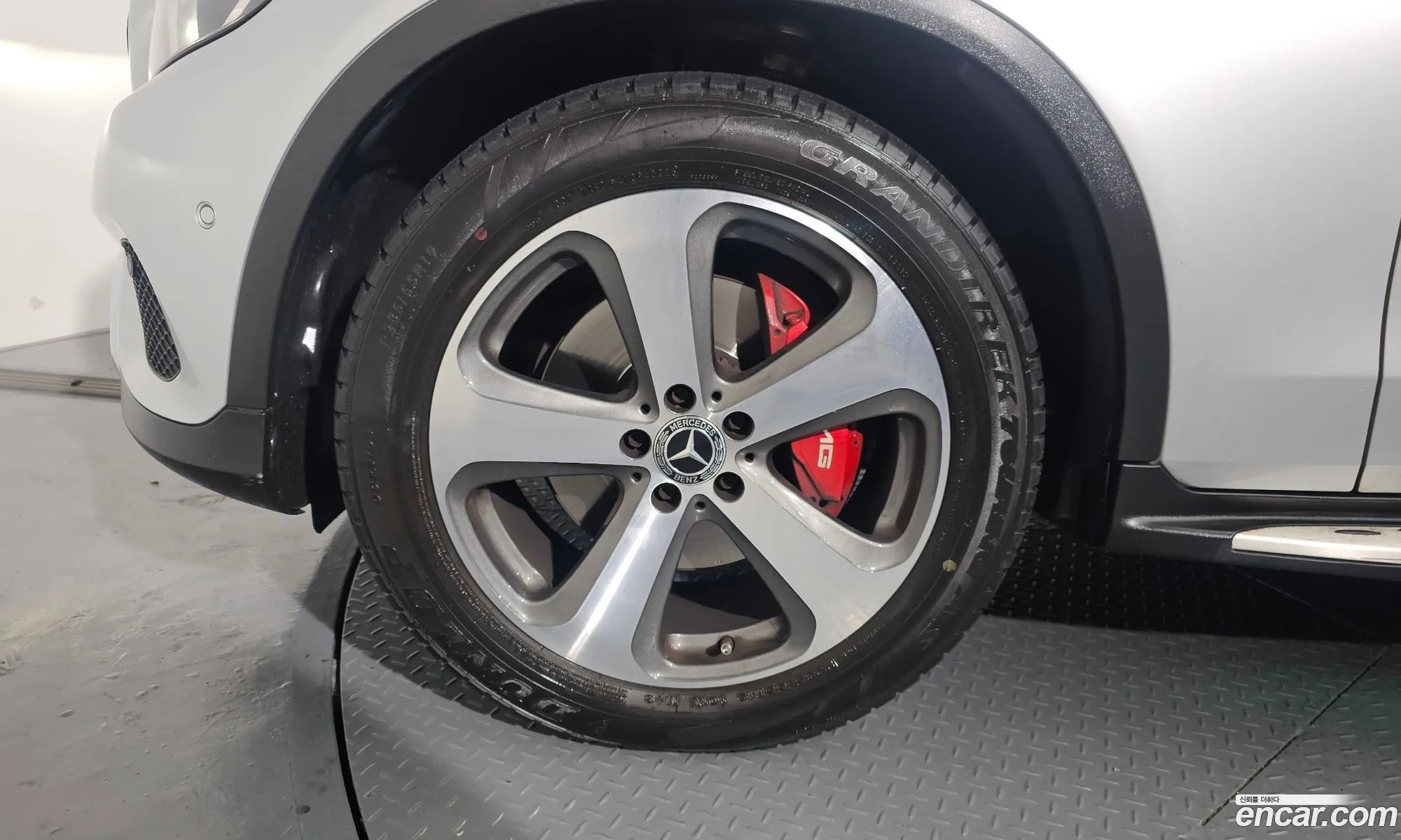 Mercedes-Benz GLC-Class X253 2017 WDC0G0FB1JF299530 — 14