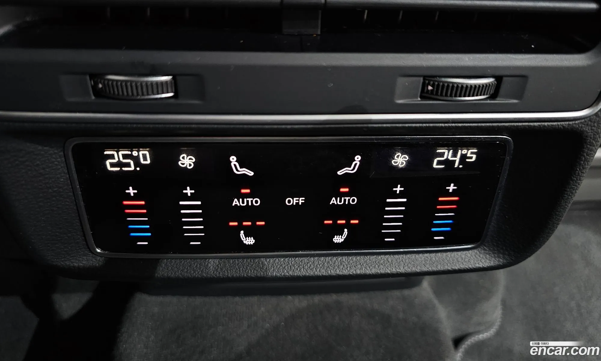 Audi Q8 2021 WAUZZZF11MD000781 — 14