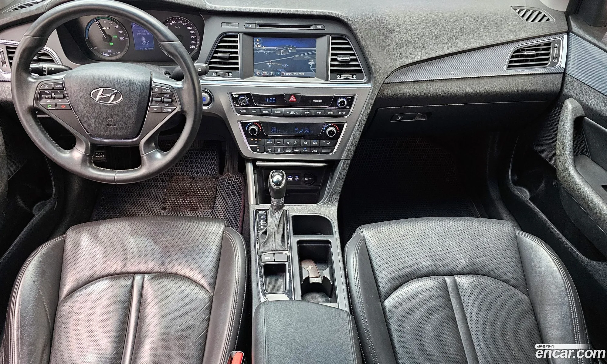 Hyundai LF Sonata Hybrid 2015 — 7