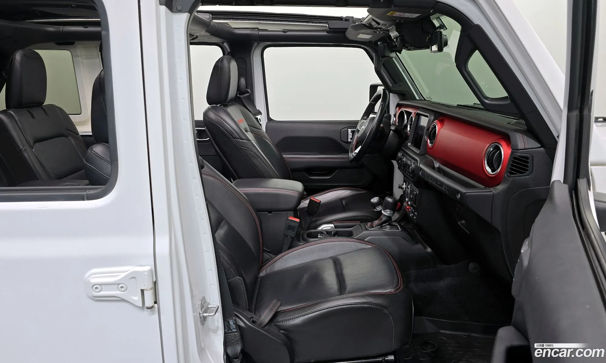 Jeep Wrangler 2020 — 9