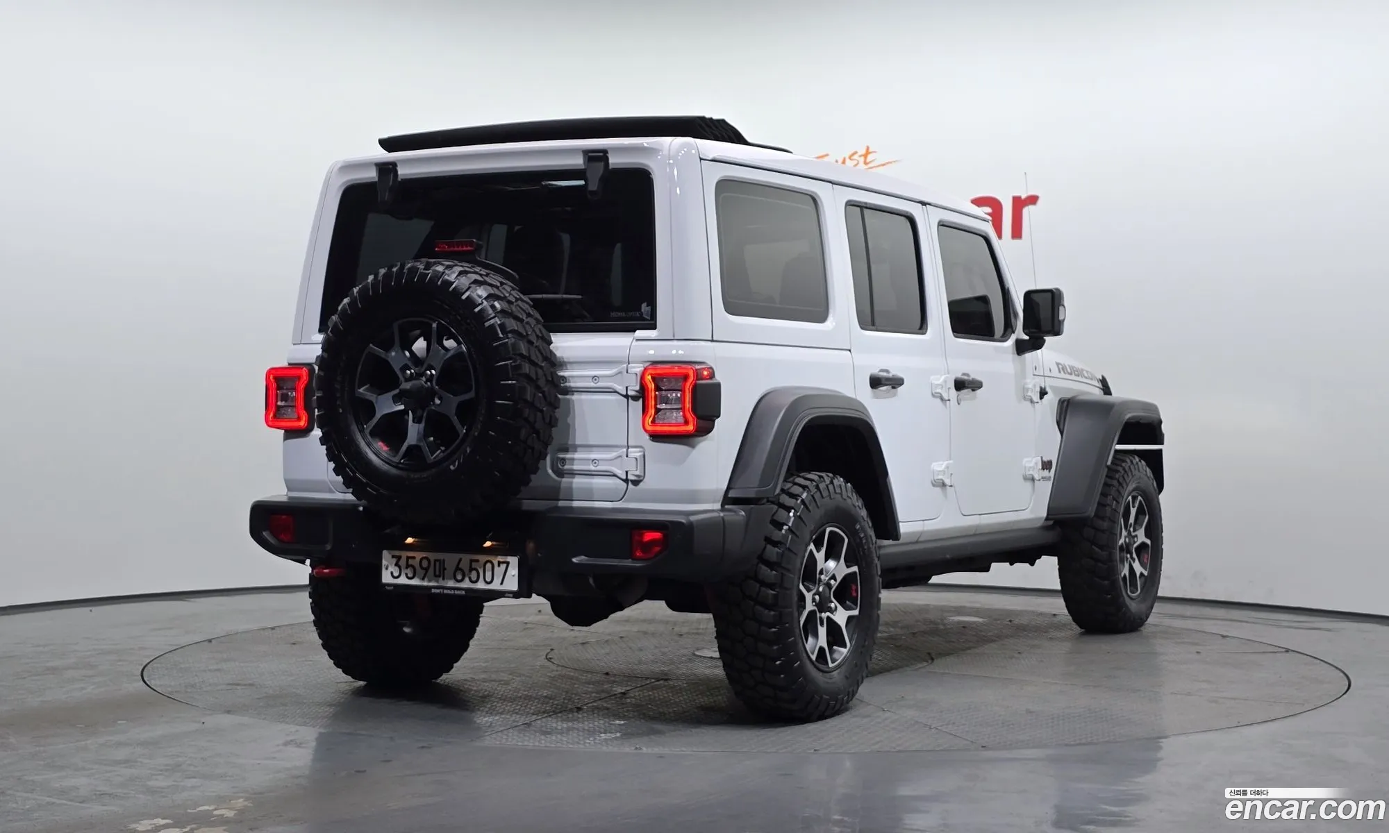 Jeep Wrangler 2020 — 18
