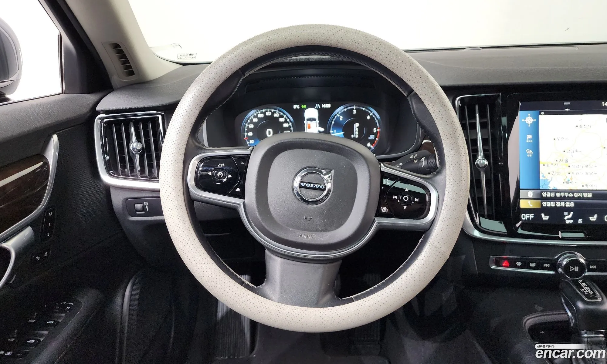 Volvo S90 2017 YV1PS68BCH1007861 — 4