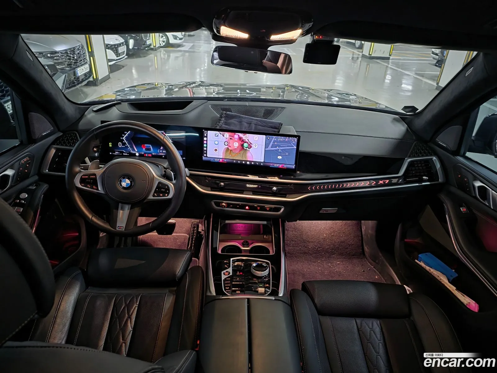 BMW X7 2024 — 7
