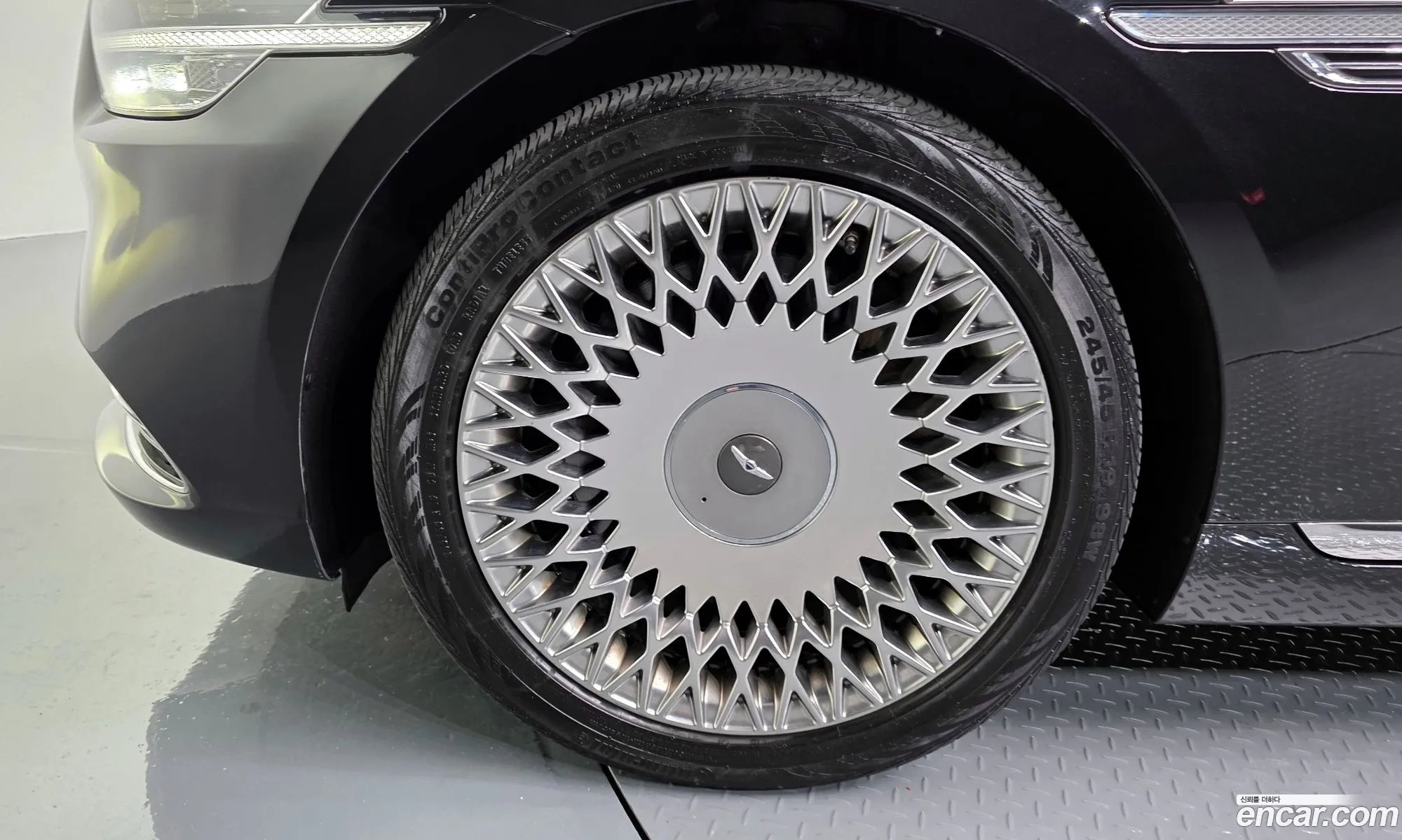 Genesis G90 2019 — 10