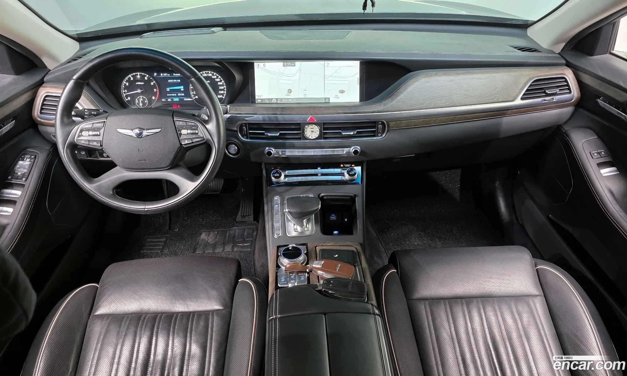 Genesis G90 2019 — 17