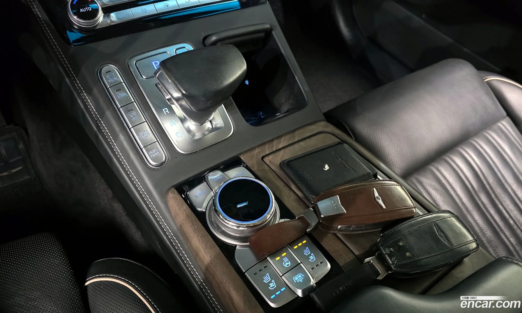 Genesis G90 2019 — 12