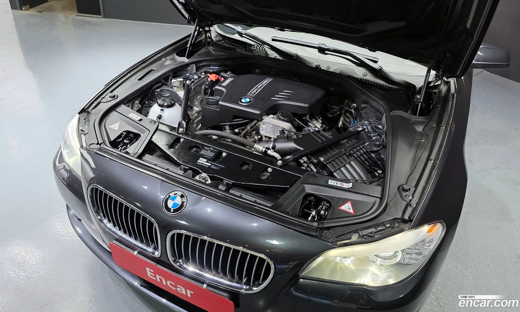 BMW 5 Series 2013 WBAXG3104DDW42937 — 19