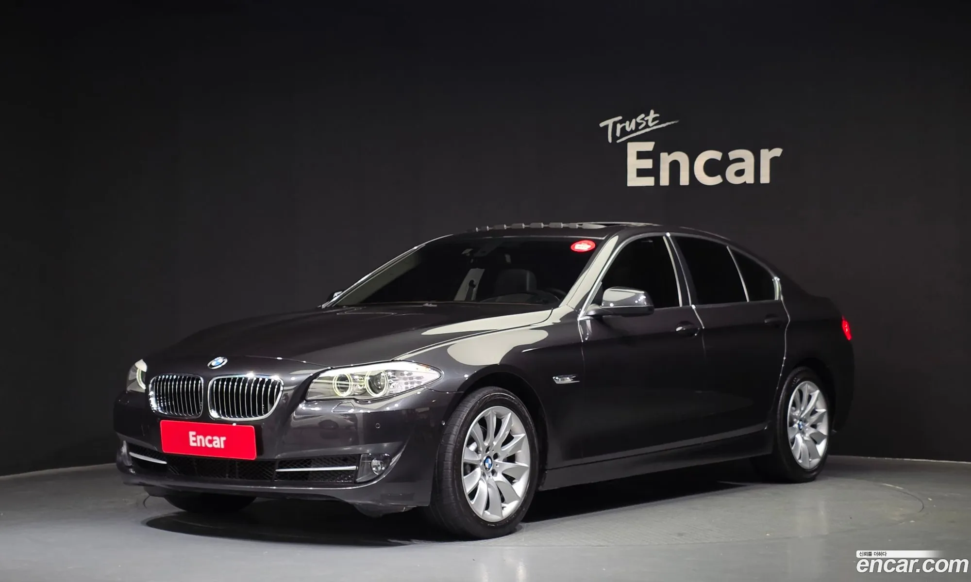 BMW 5 Series 2013 WBAXG3104DDW42937 — 5