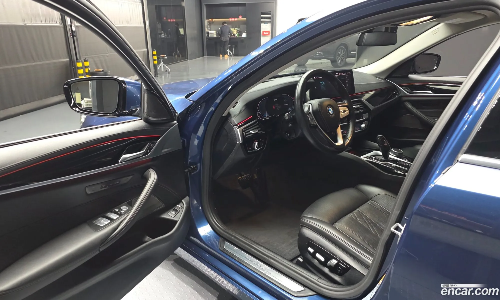 BMW 5 Series 2020 — 12