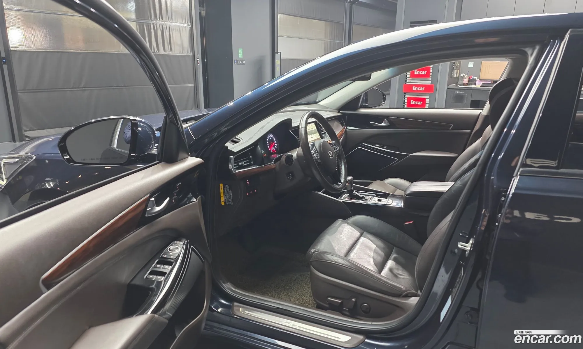 Kia K7 2017 — 9