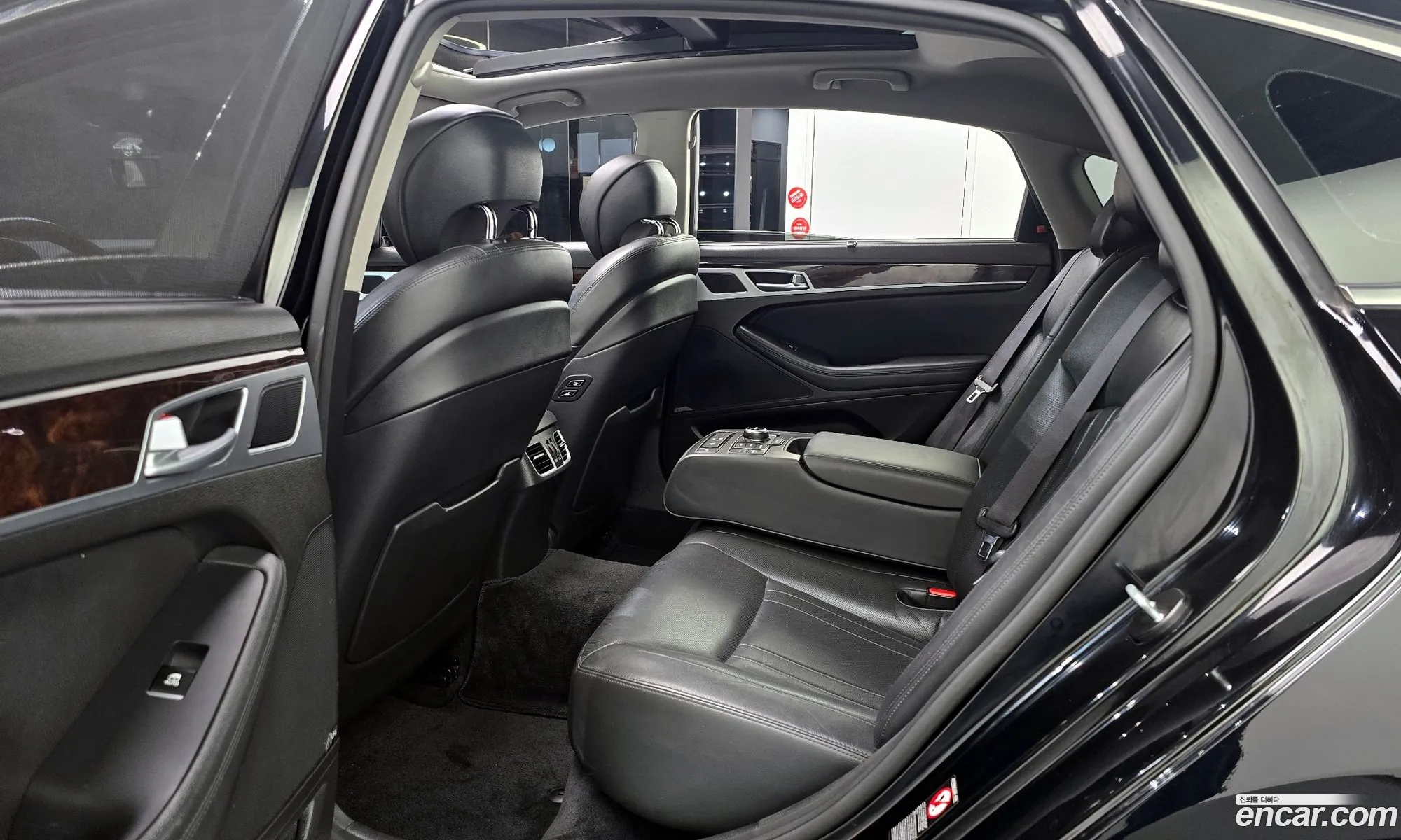 Hyundai Genesis DH 2015 — 15