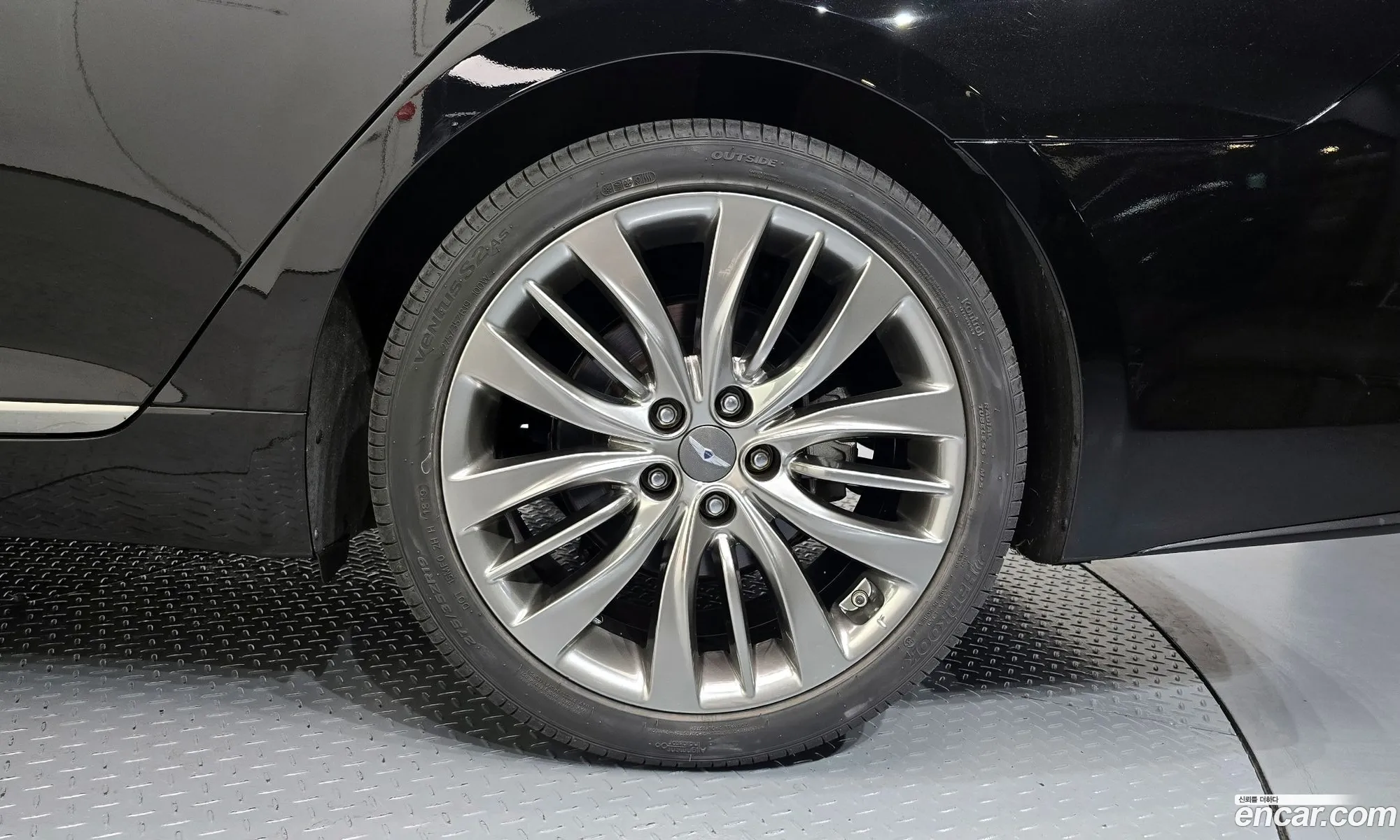 Hyundai Genesis DH 2015 — 6