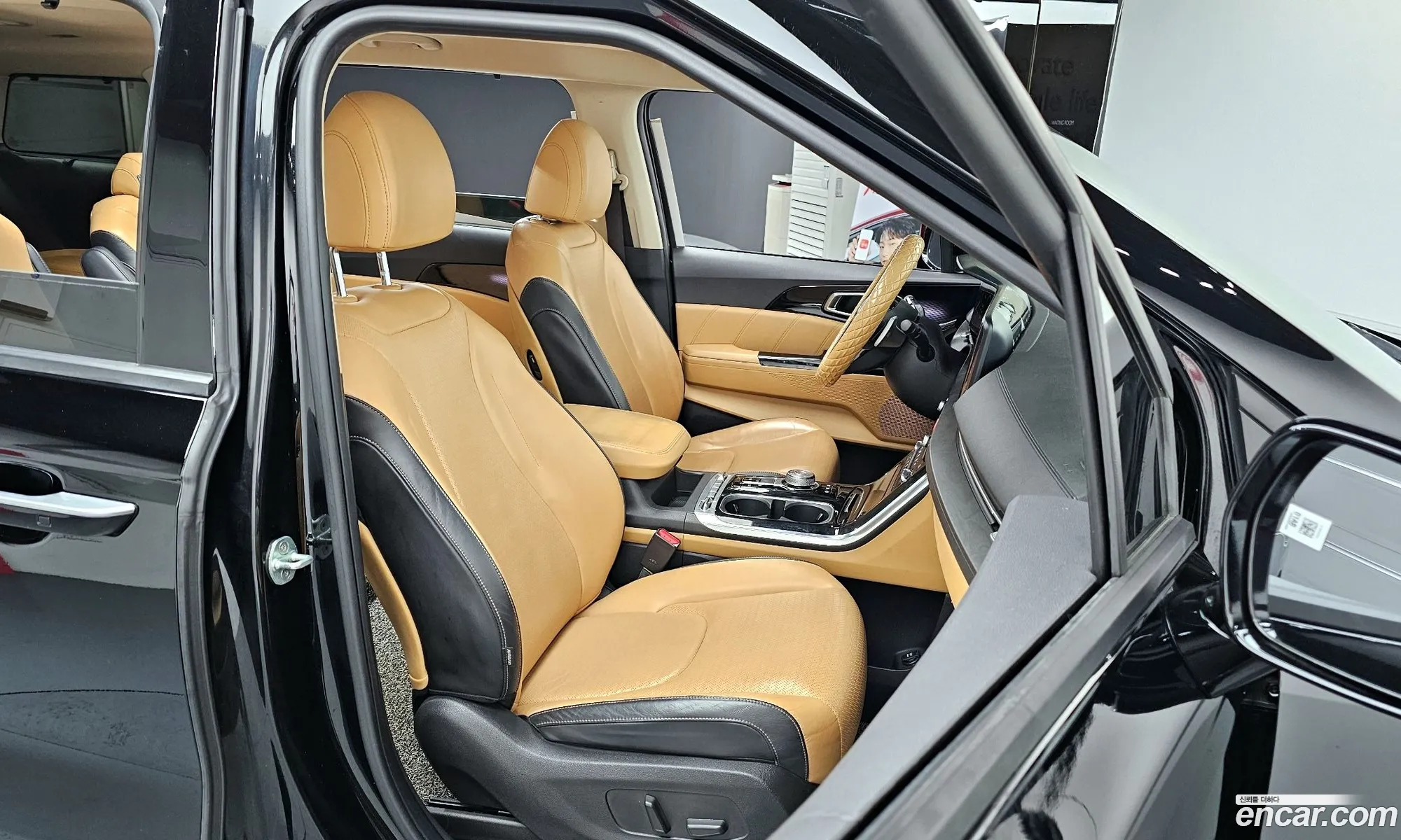Kia Carnival 2020 KNANE81BBMS031373 — 7