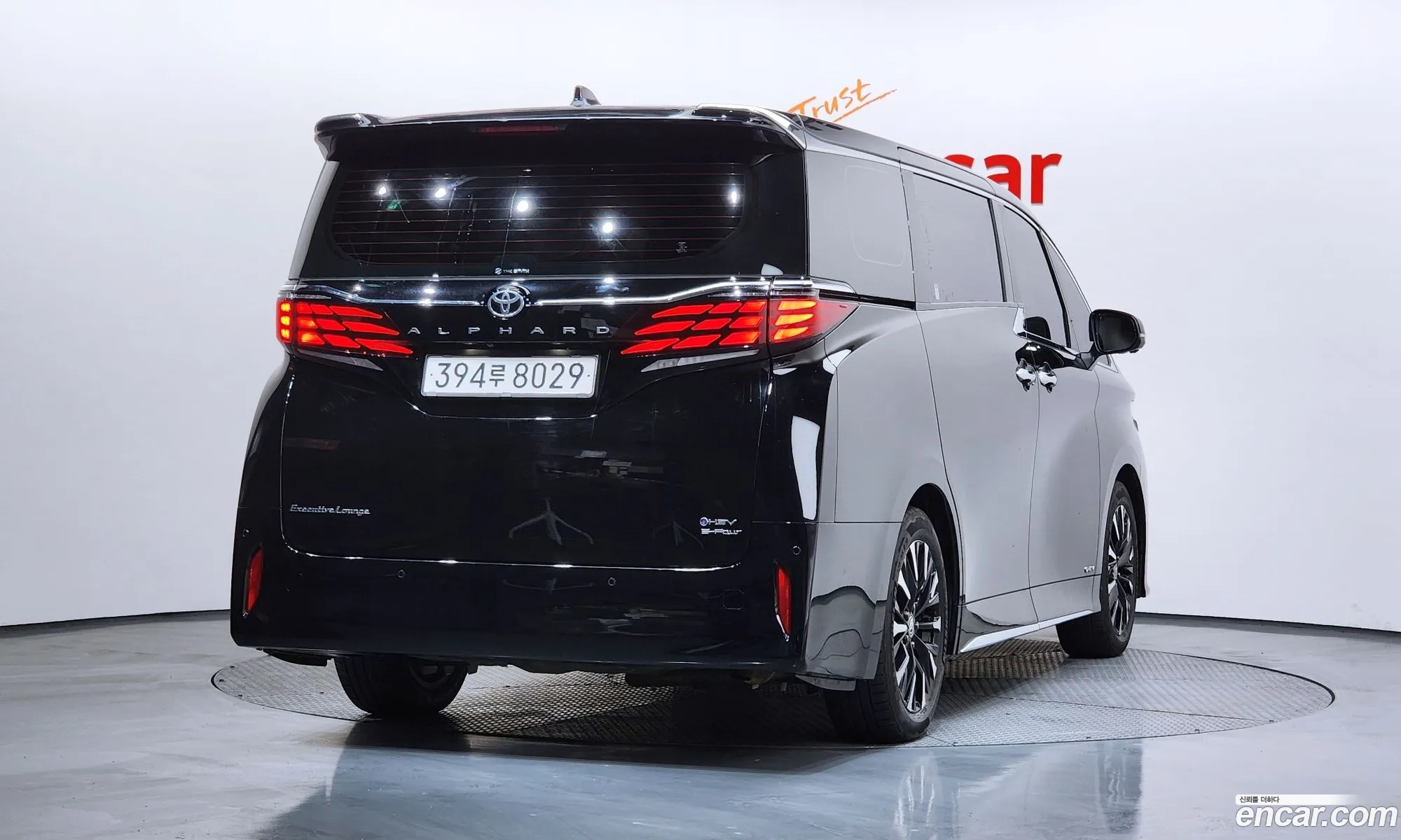 Toyota Alphard 2024 — 11