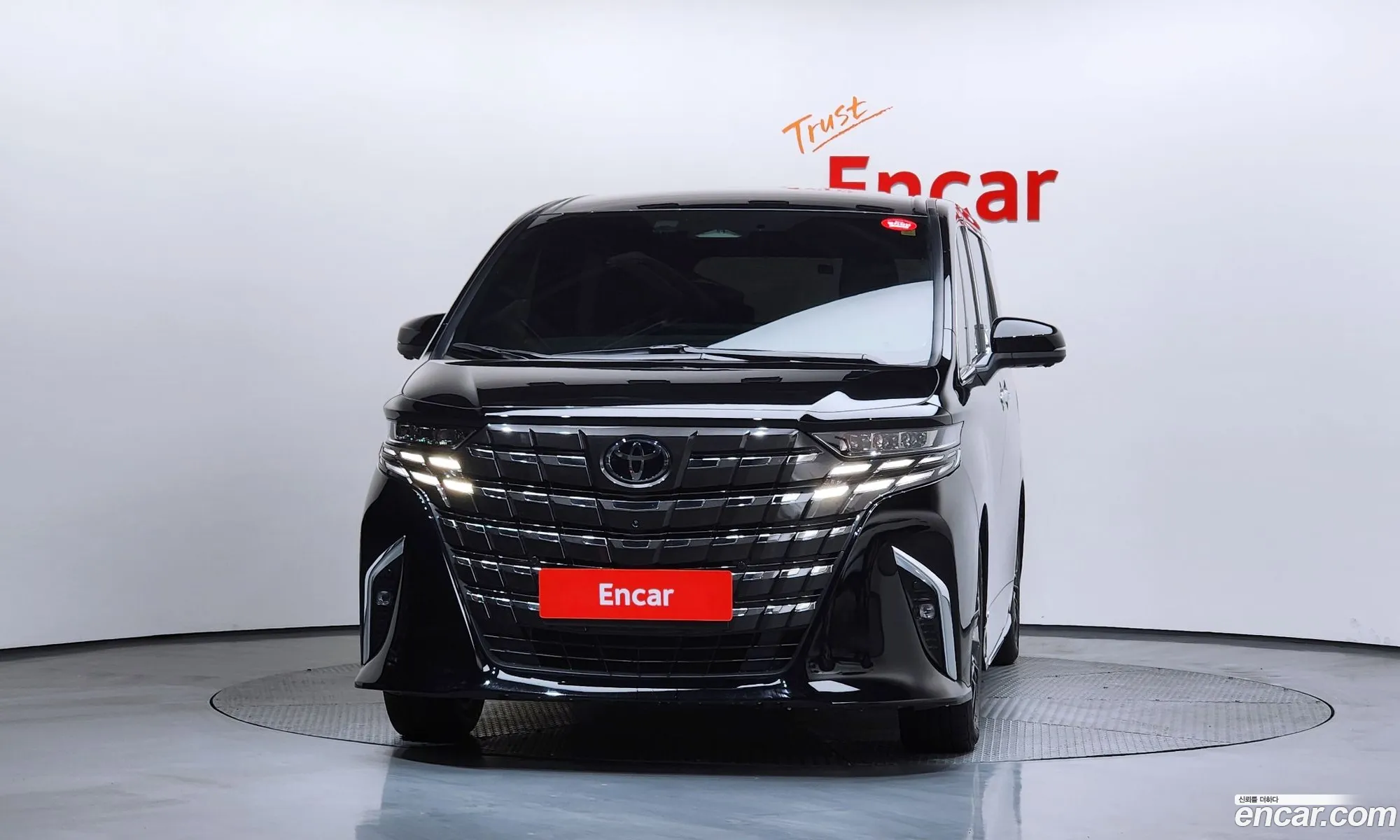 Toyota Alphard 2024 — 8