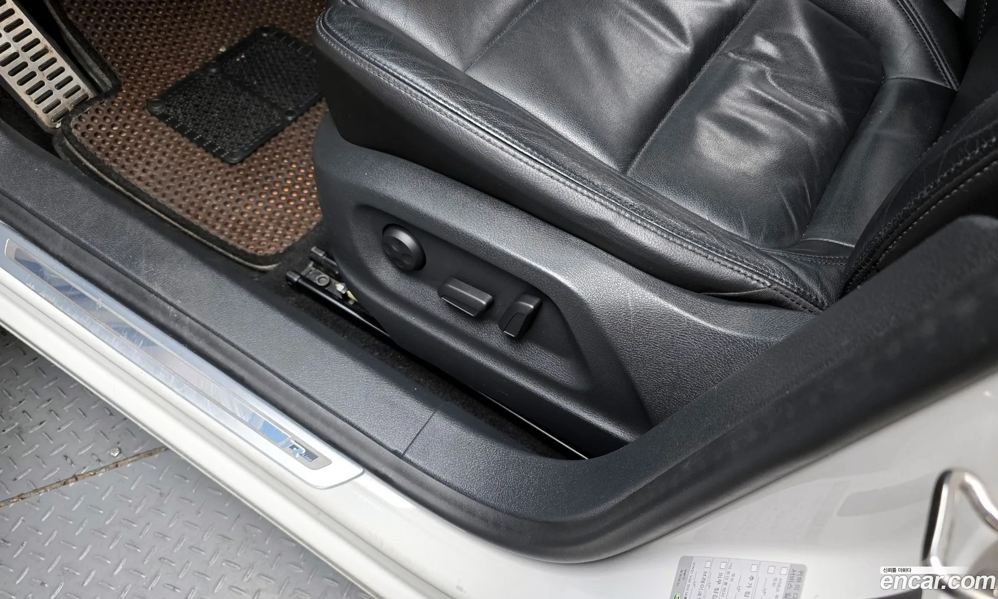 Volkswagen Tiguan 2013 — 11