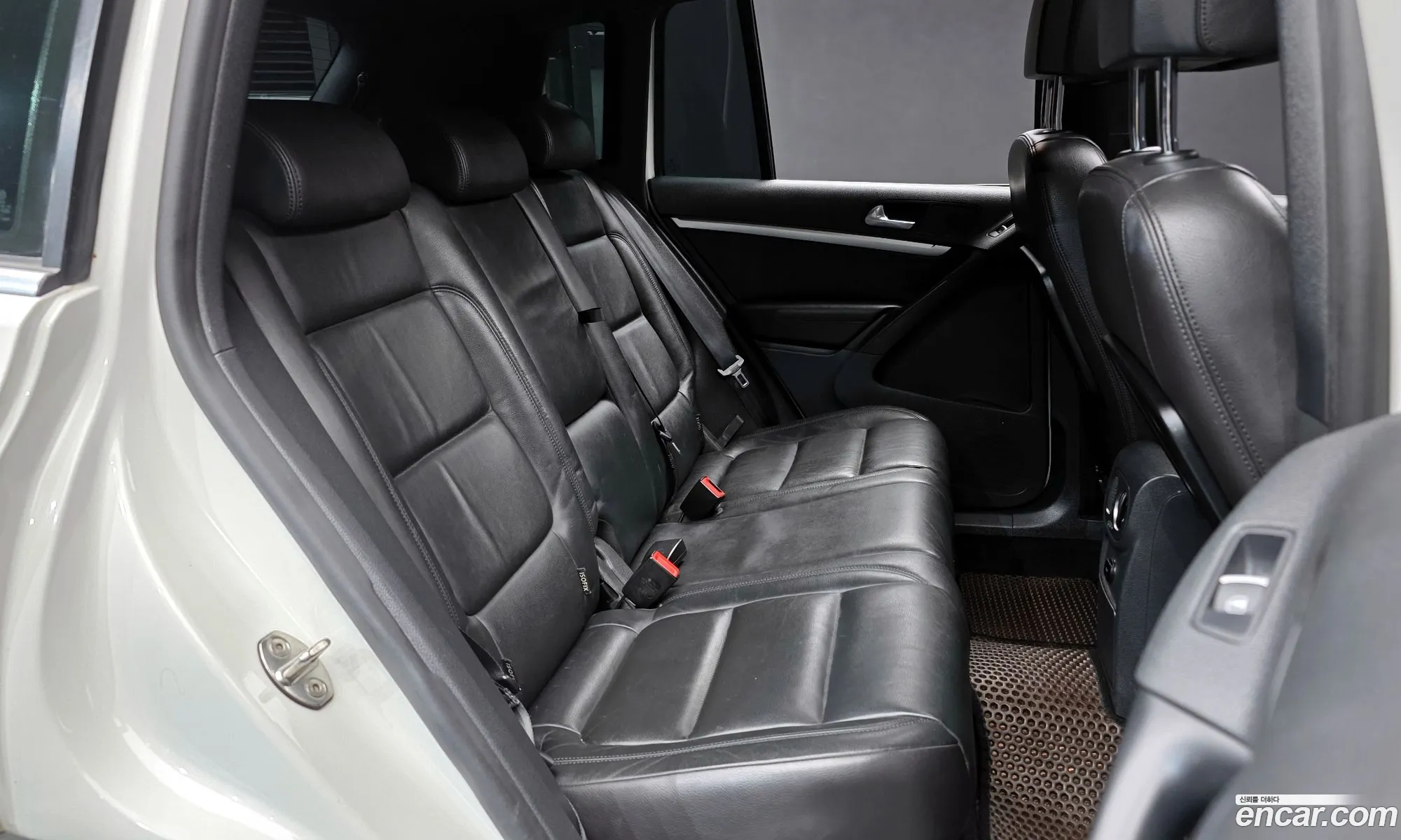 Volkswagen Tiguan 2013 — 13
