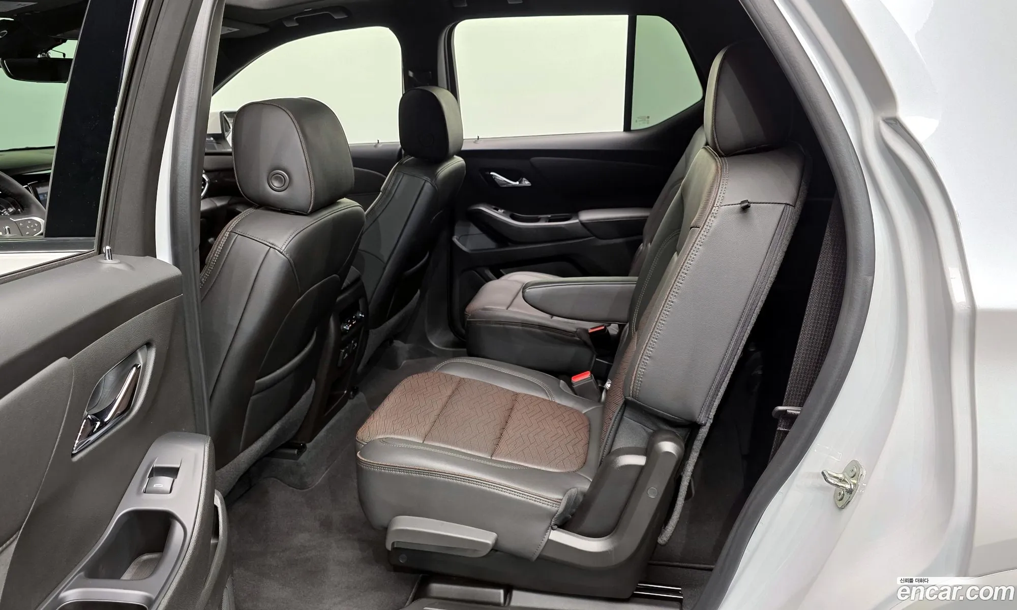 Chevrolet (GM Daewoo) Traverse 2022 — 20