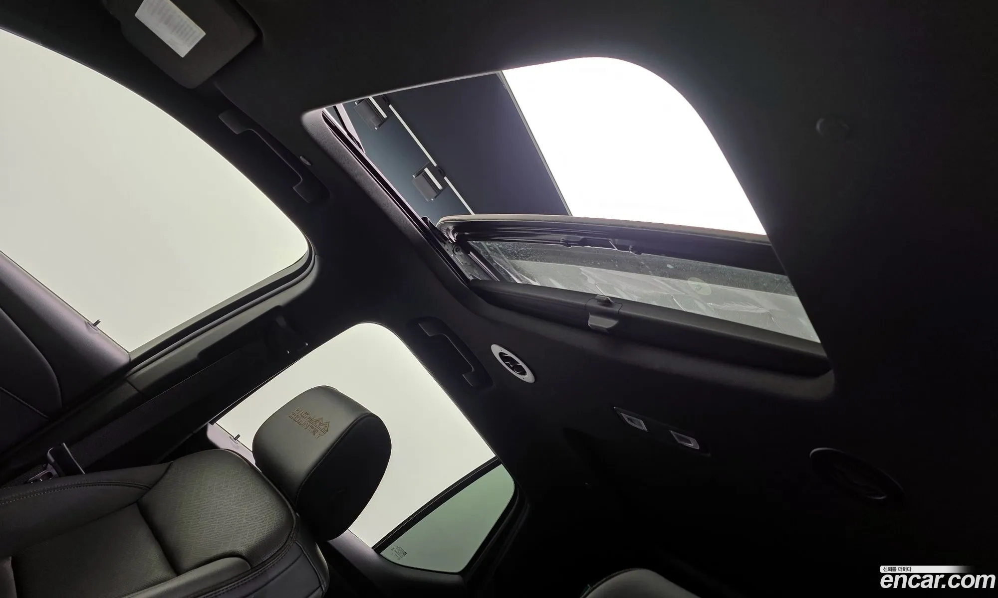 Chevrolet (GM Daewoo) Traverse 2022 — 6