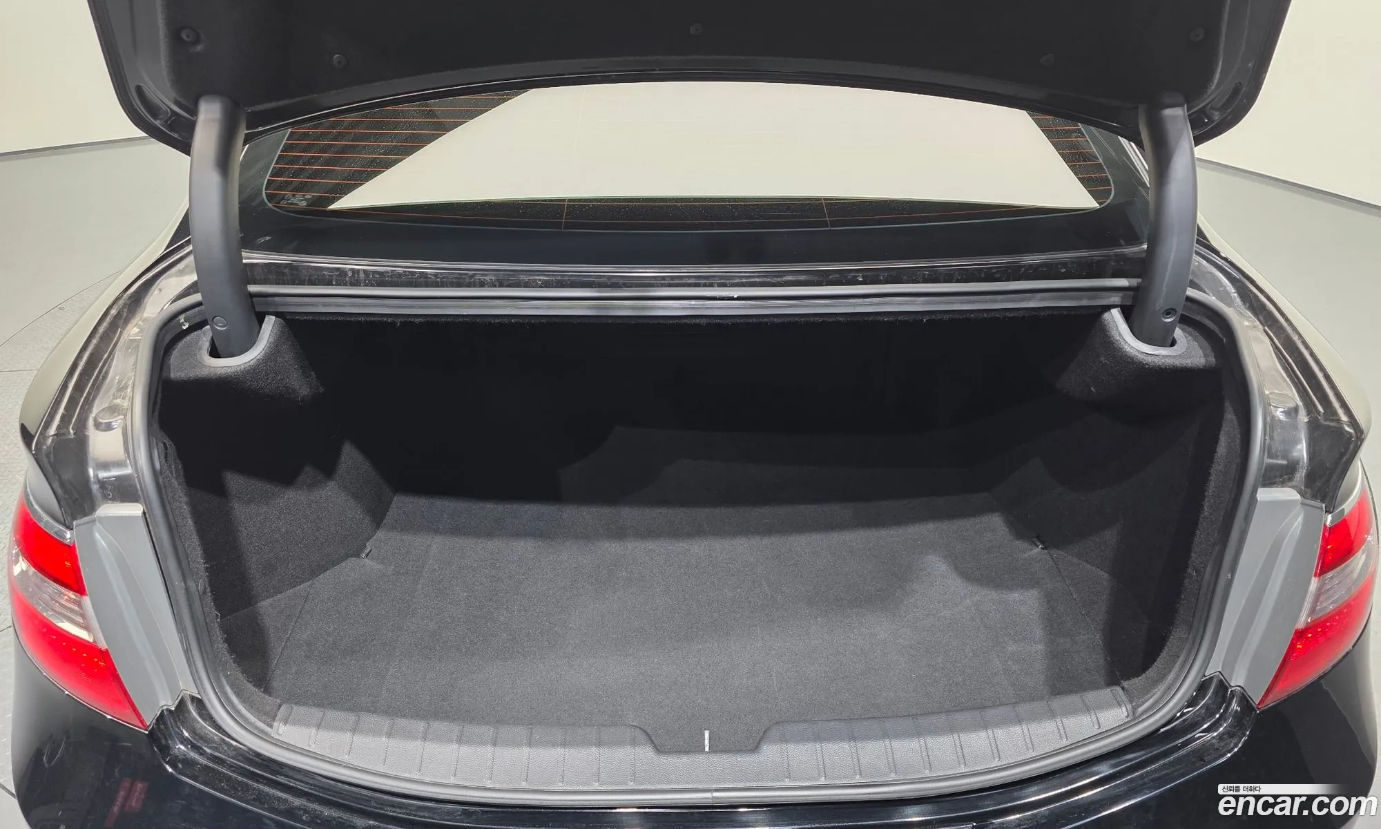 Hyundai Grandeur HG 2014 — 2