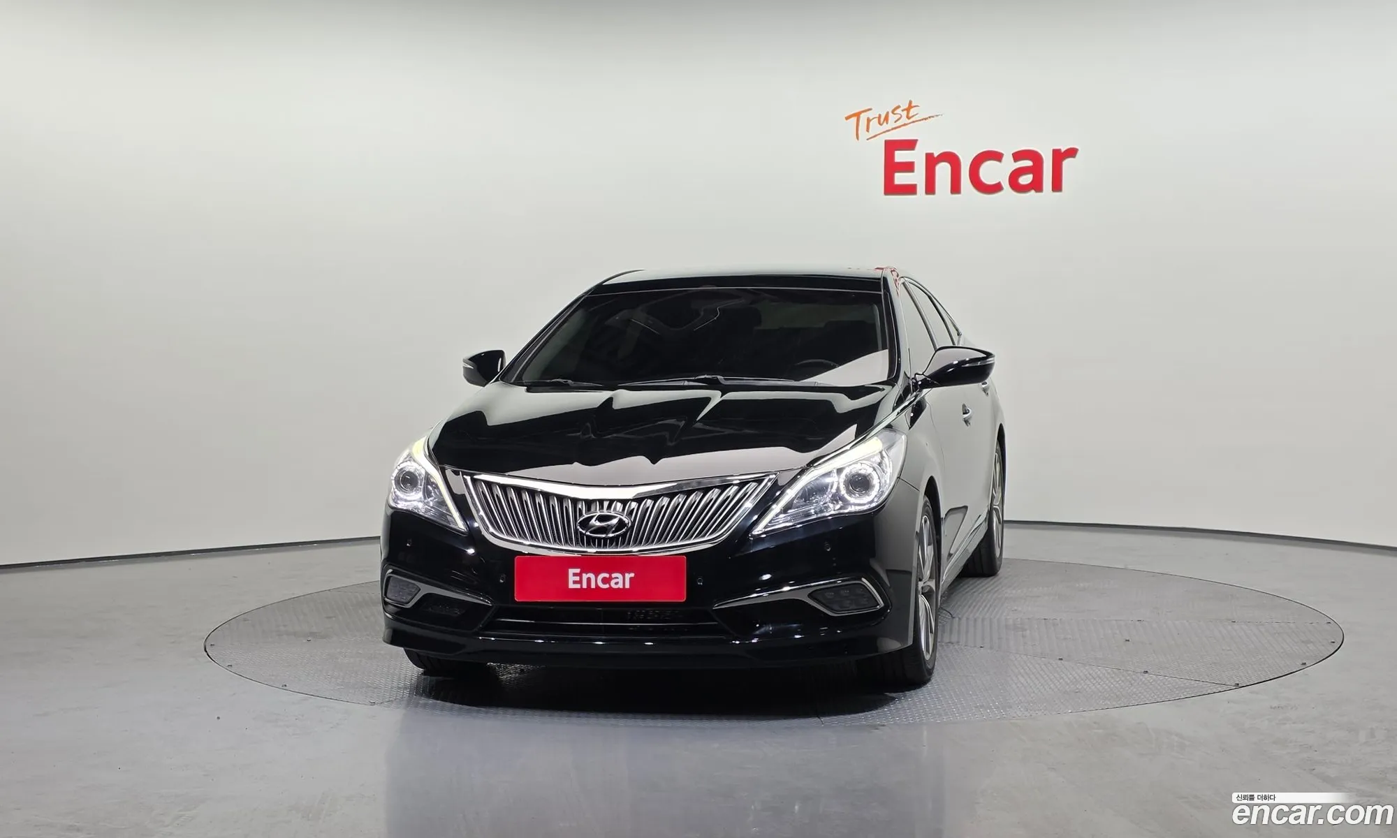 Hyundai Grandeur HG 2014 — 16