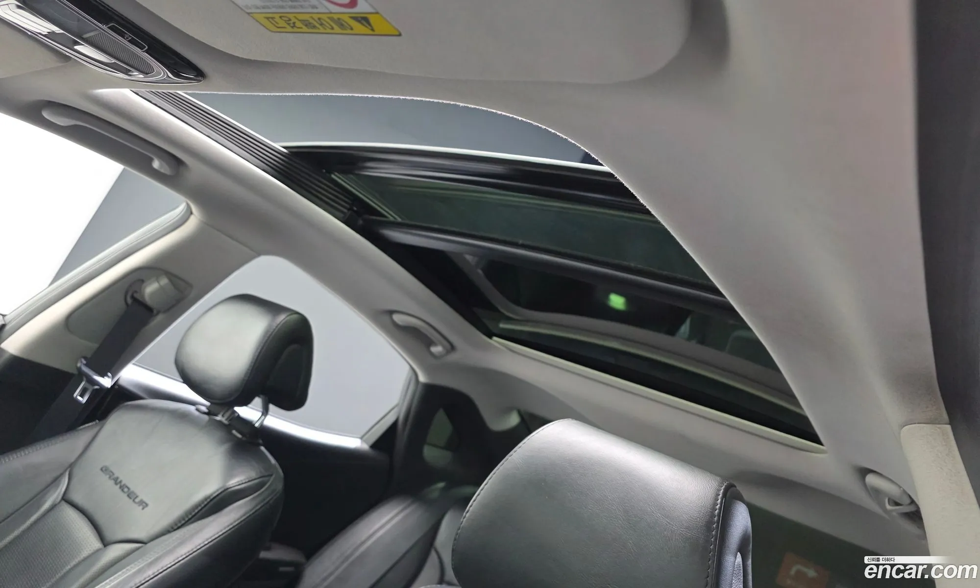 Hyundai Grandeur HG 2014 — 11
