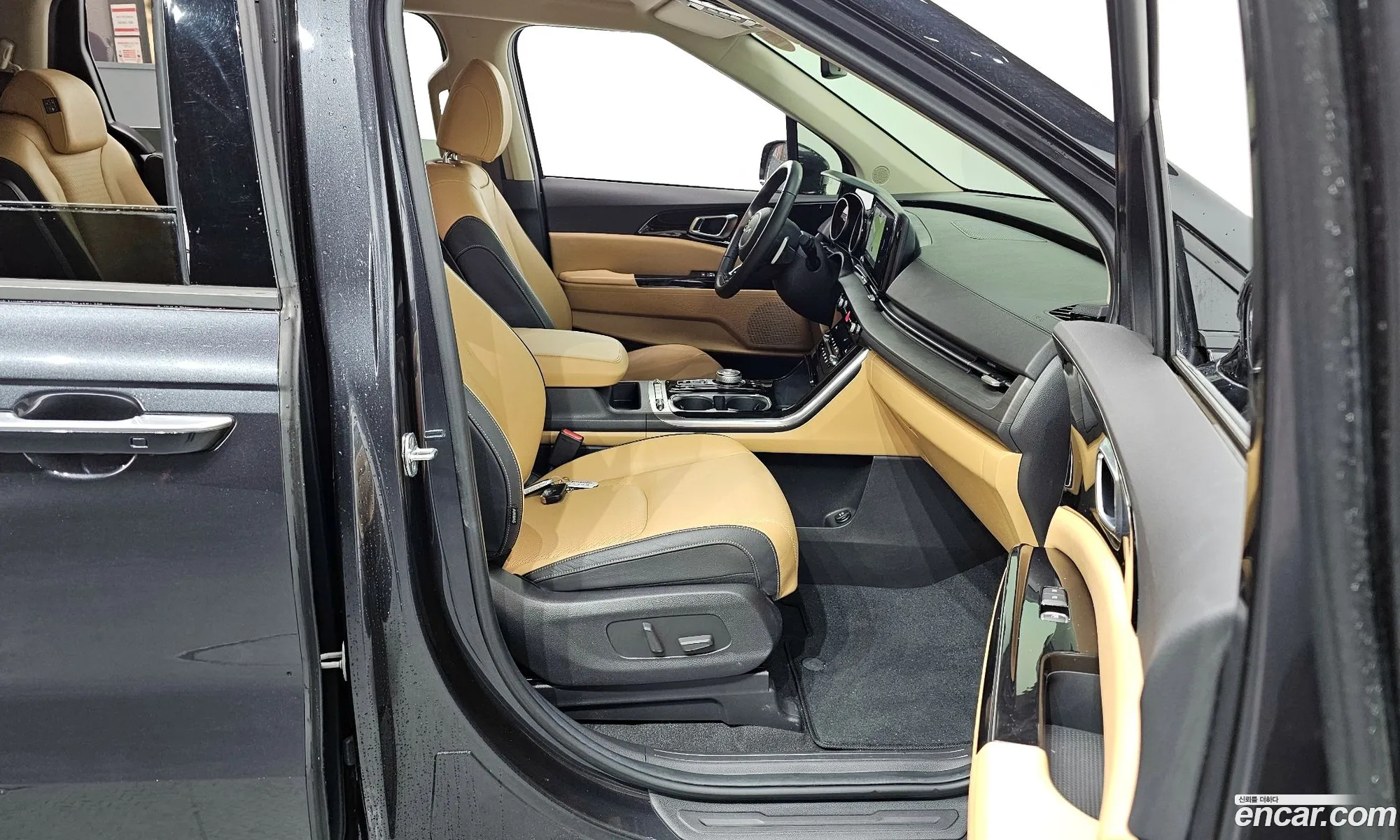 Kia Carnival 2022 — 3