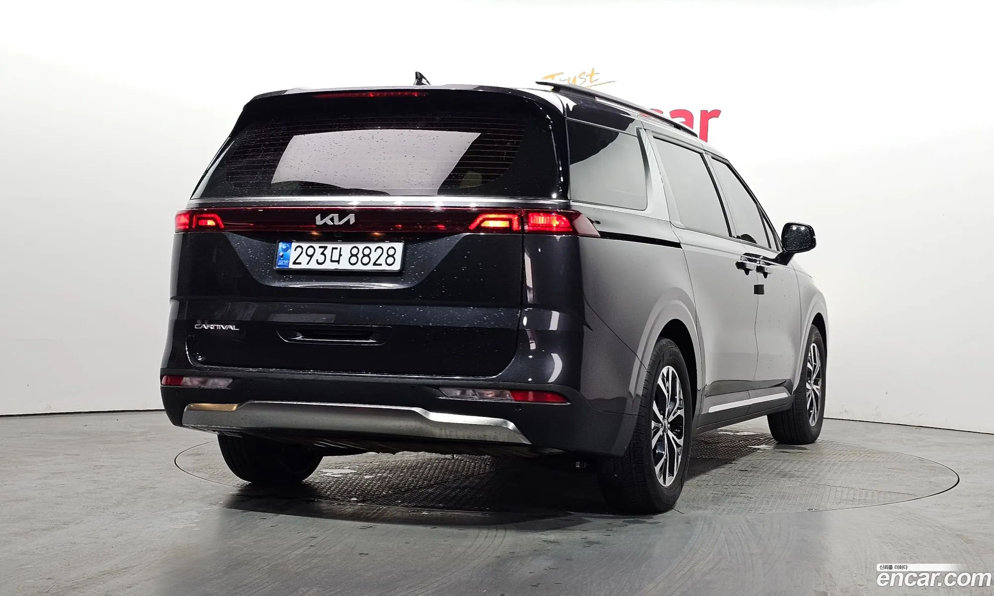 Kia Carnival 2022 — 10