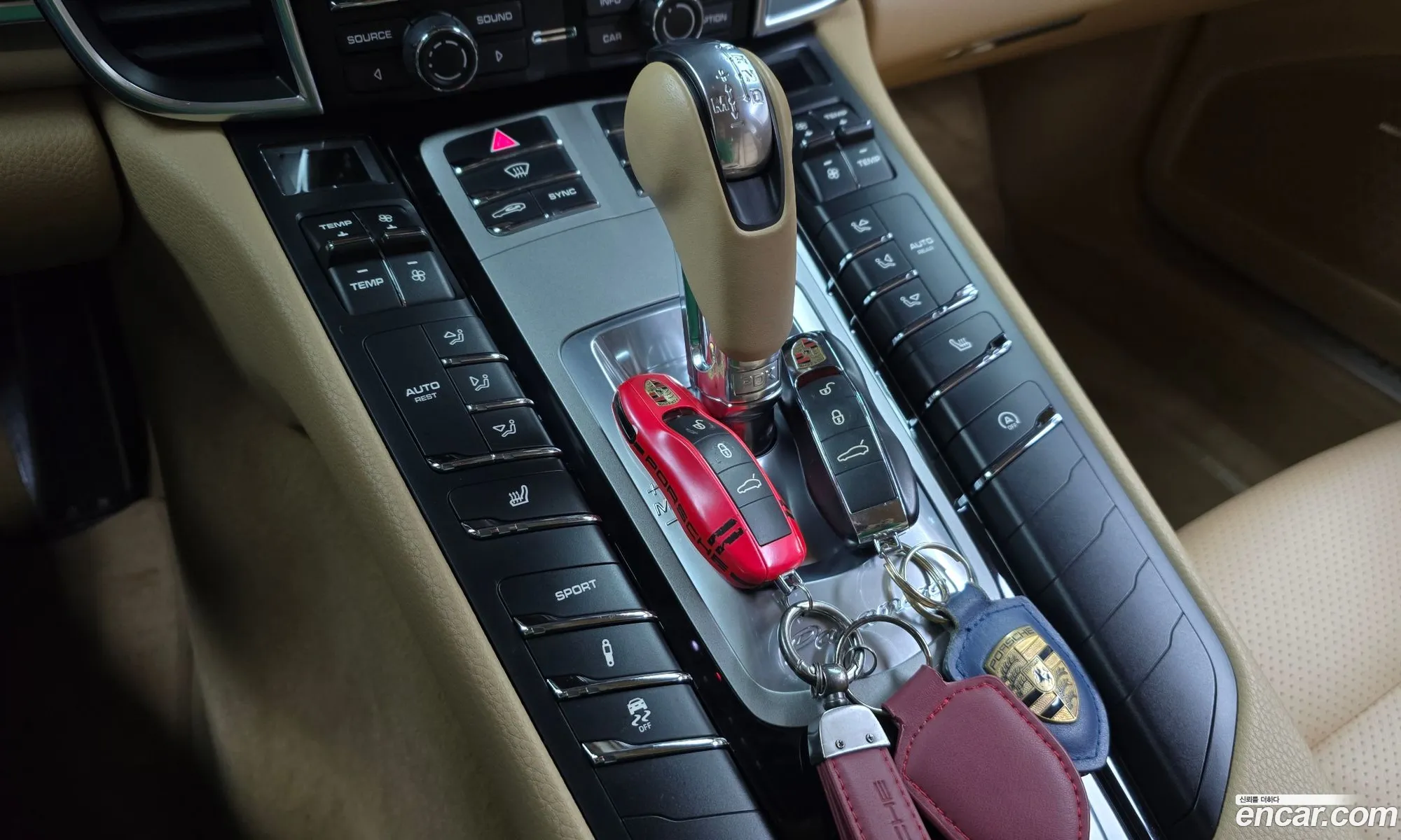 Porsche Panamera 2015 — 14