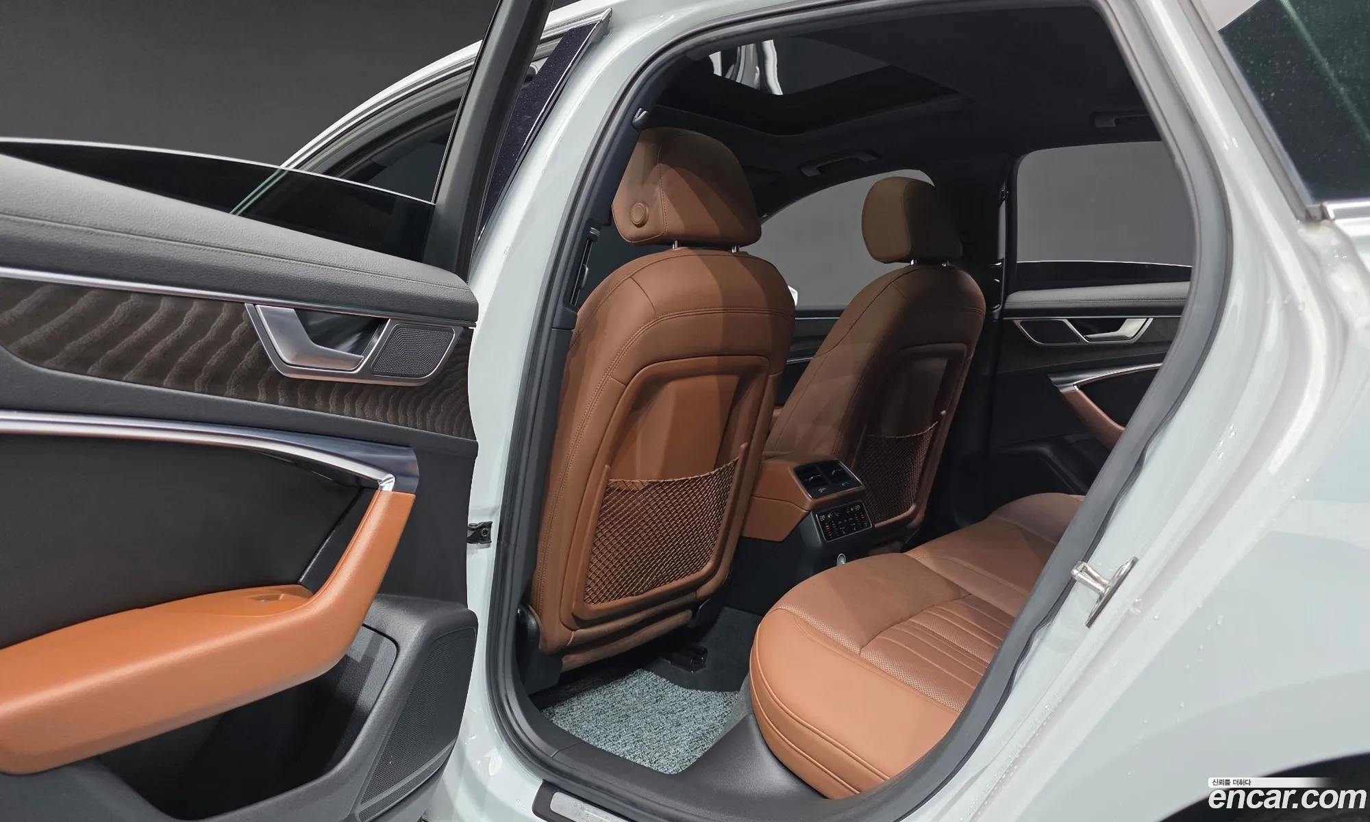 Audi A6 2019 WAUZZZF21LN008901 — 15