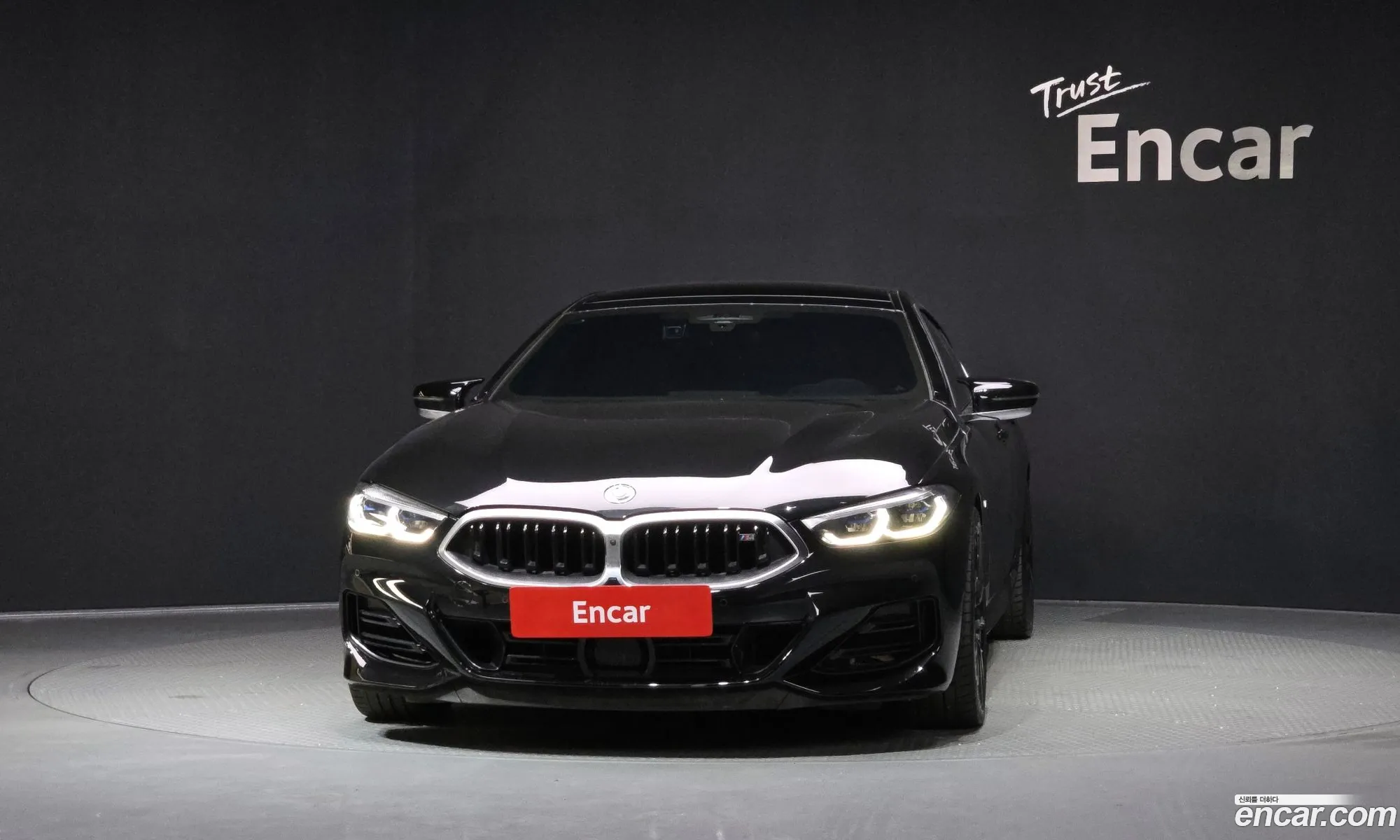 BMW 8 Series 2023 — 6