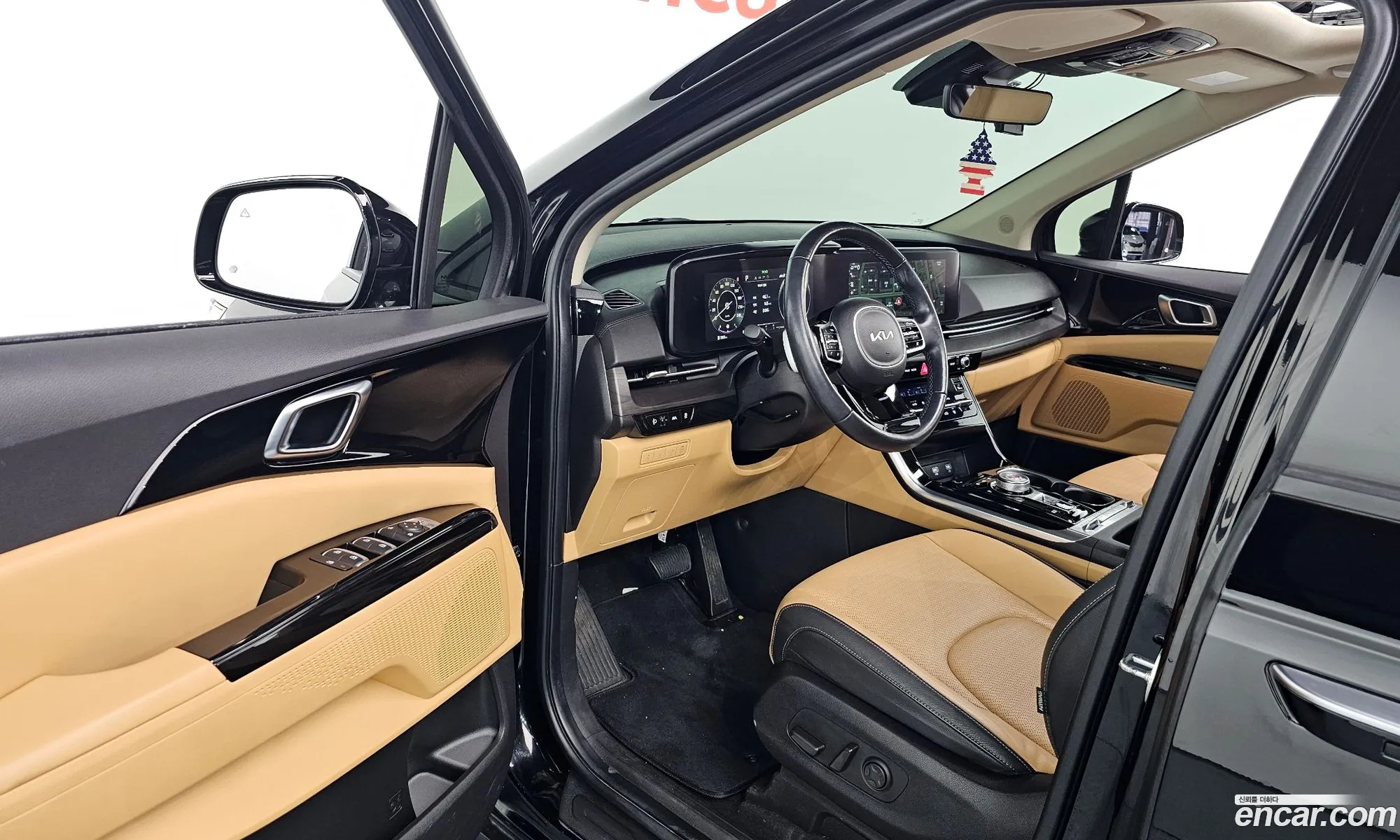 Kia Carnival 2022 — 14