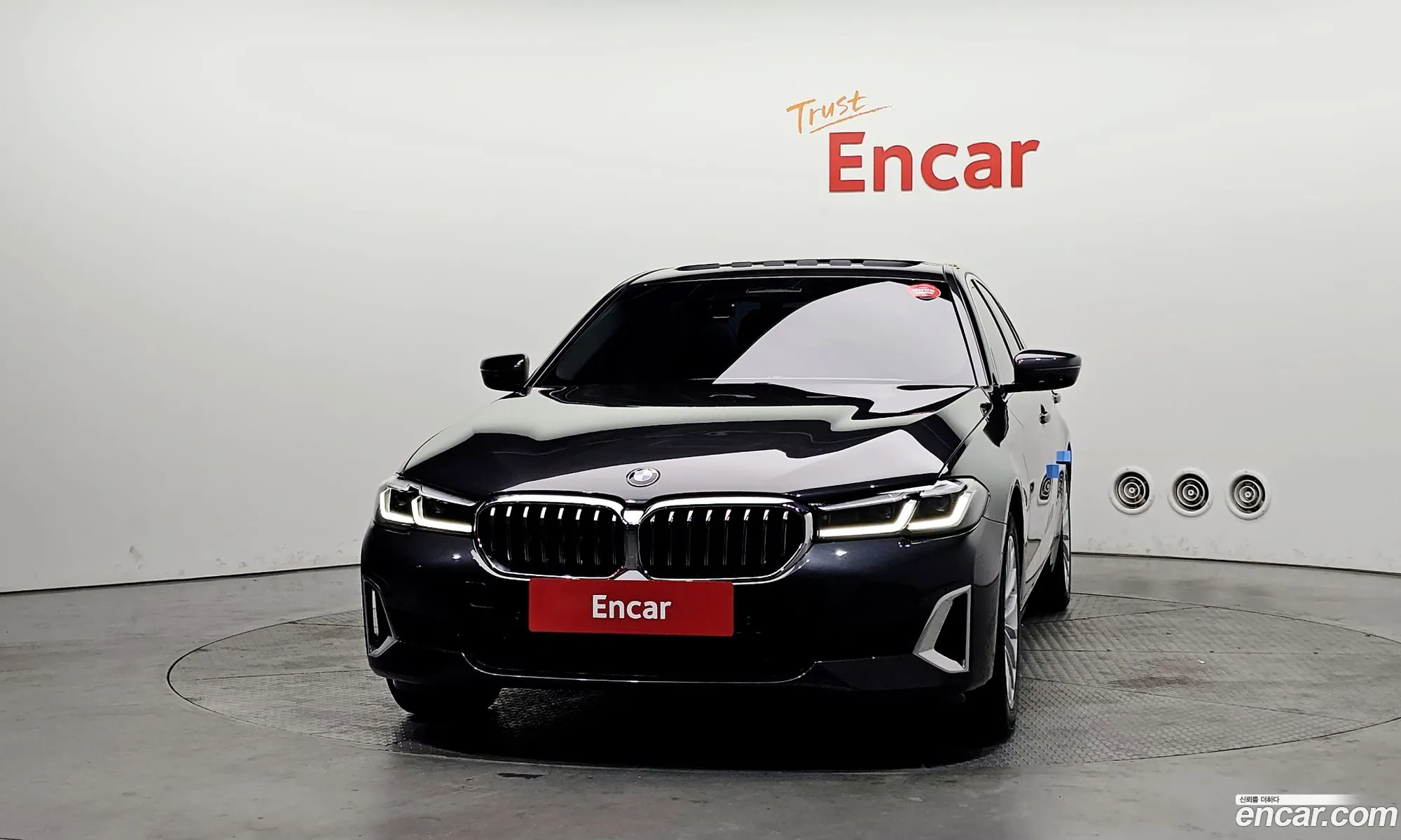 BMW 5 Series 2021 — 11