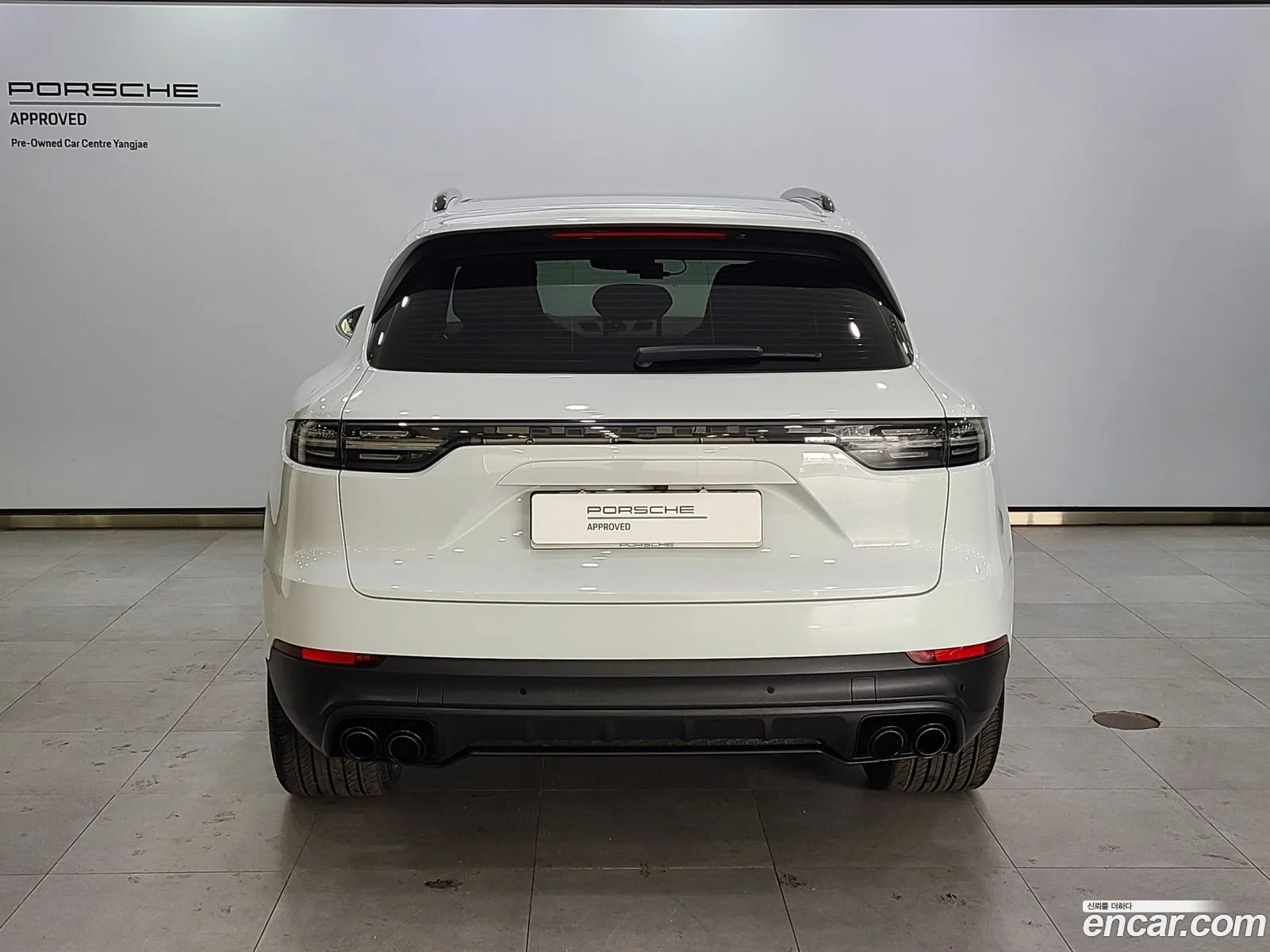 Porsche Cayenne 2023 — 17