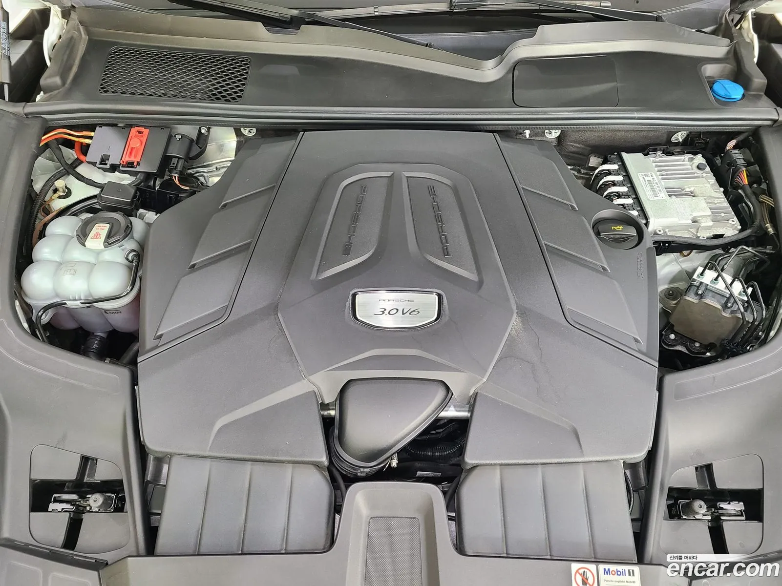 Porsche Cayenne 2023 — 19