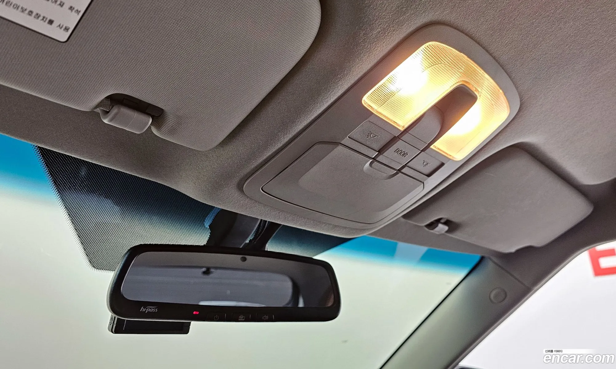 KG Mobility (SsangYong) Tivoli 2015 — 18