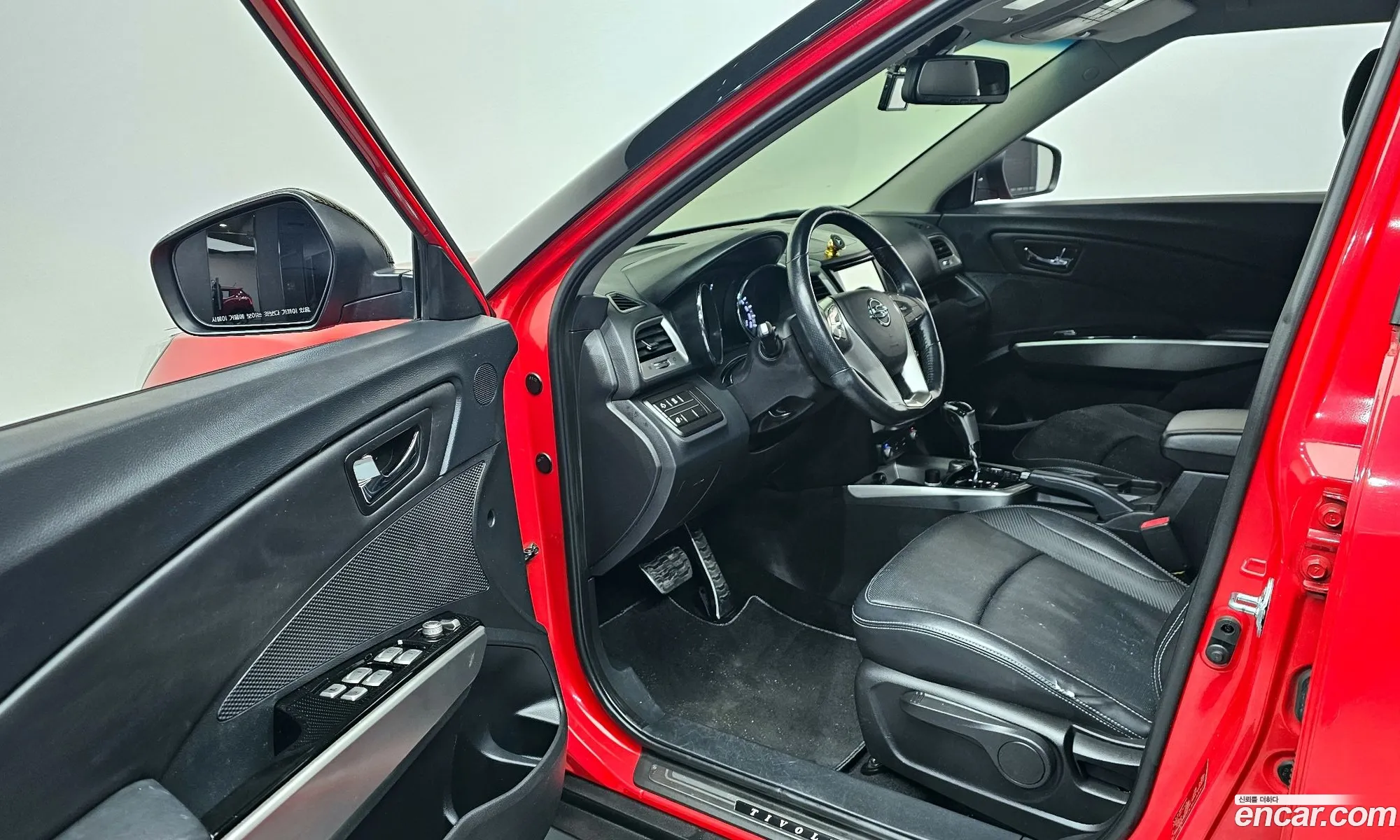 KG Mobility (SsangYong) Tivoli 2015 — 10