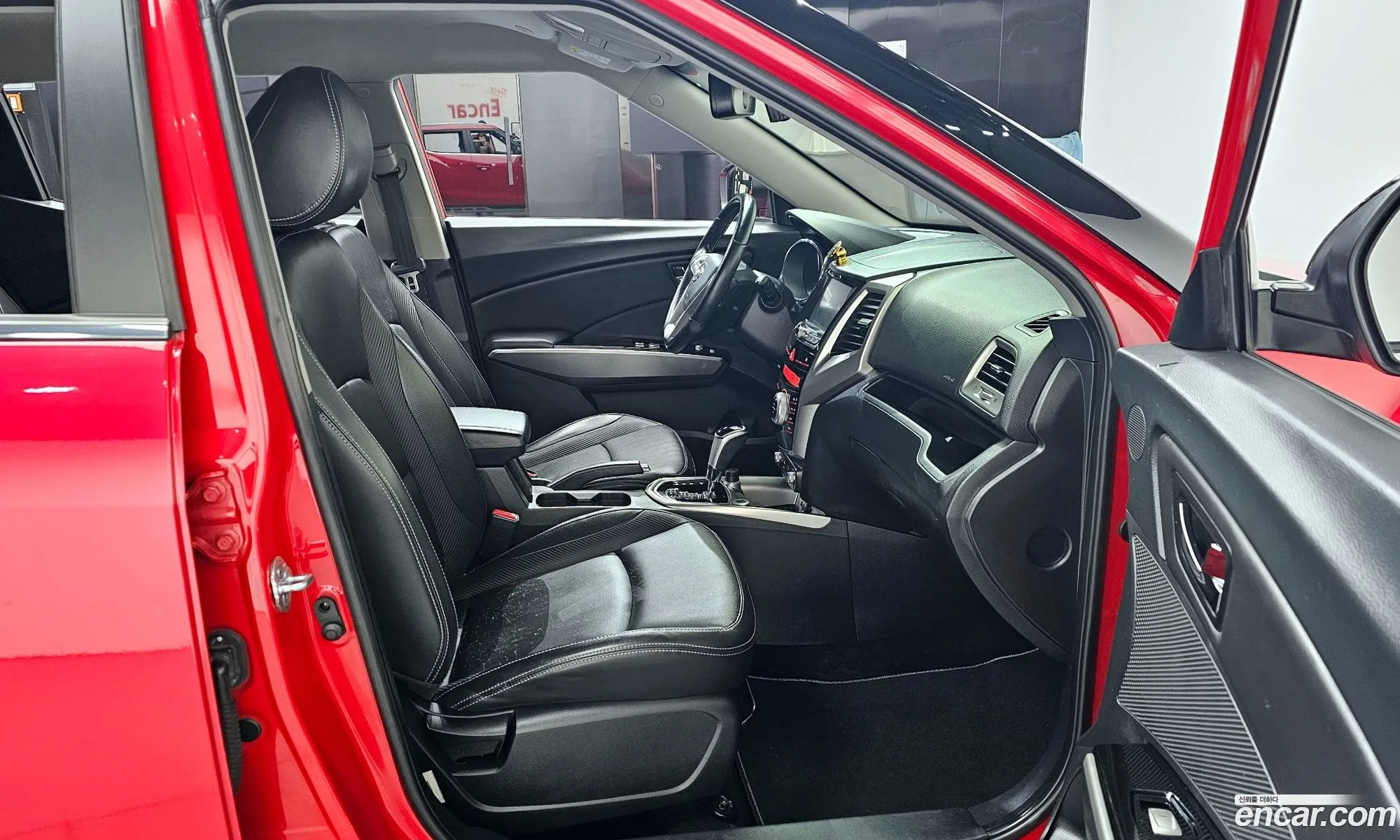 KG Mobility (SsangYong) Tivoli 2015 — 7