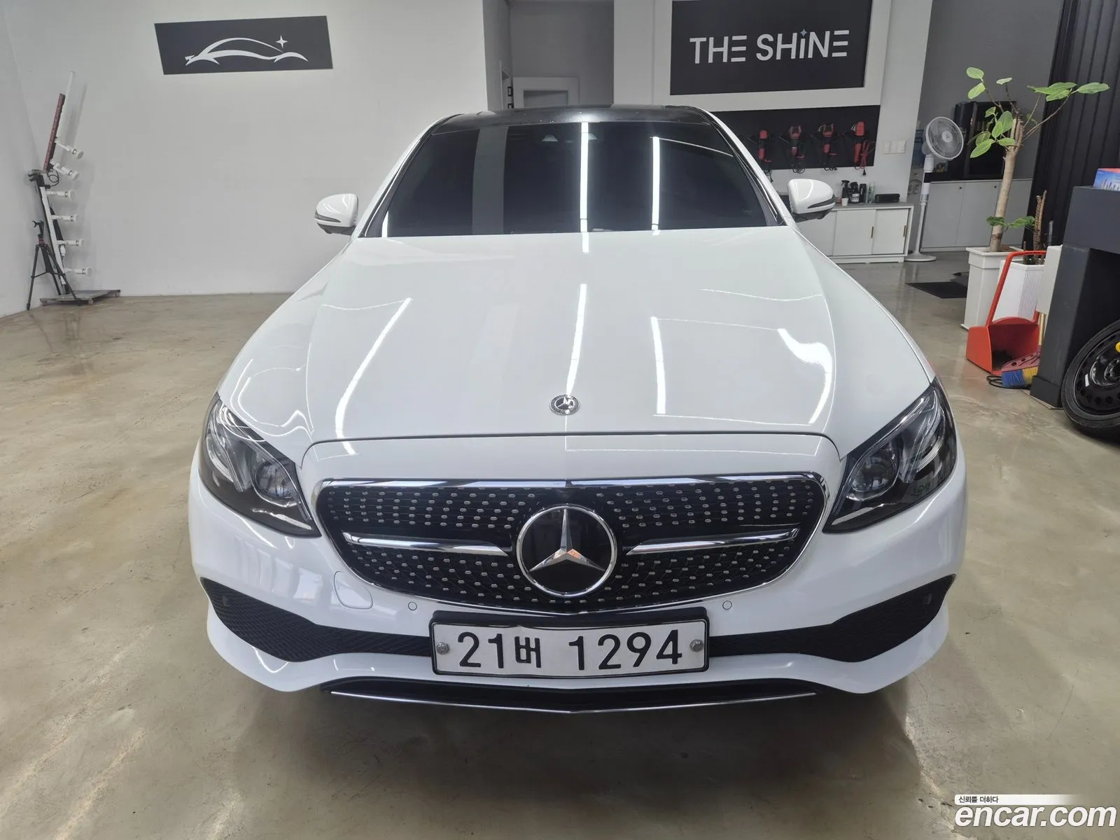 Mercedes-Benz E-Class W213 2017 — 13