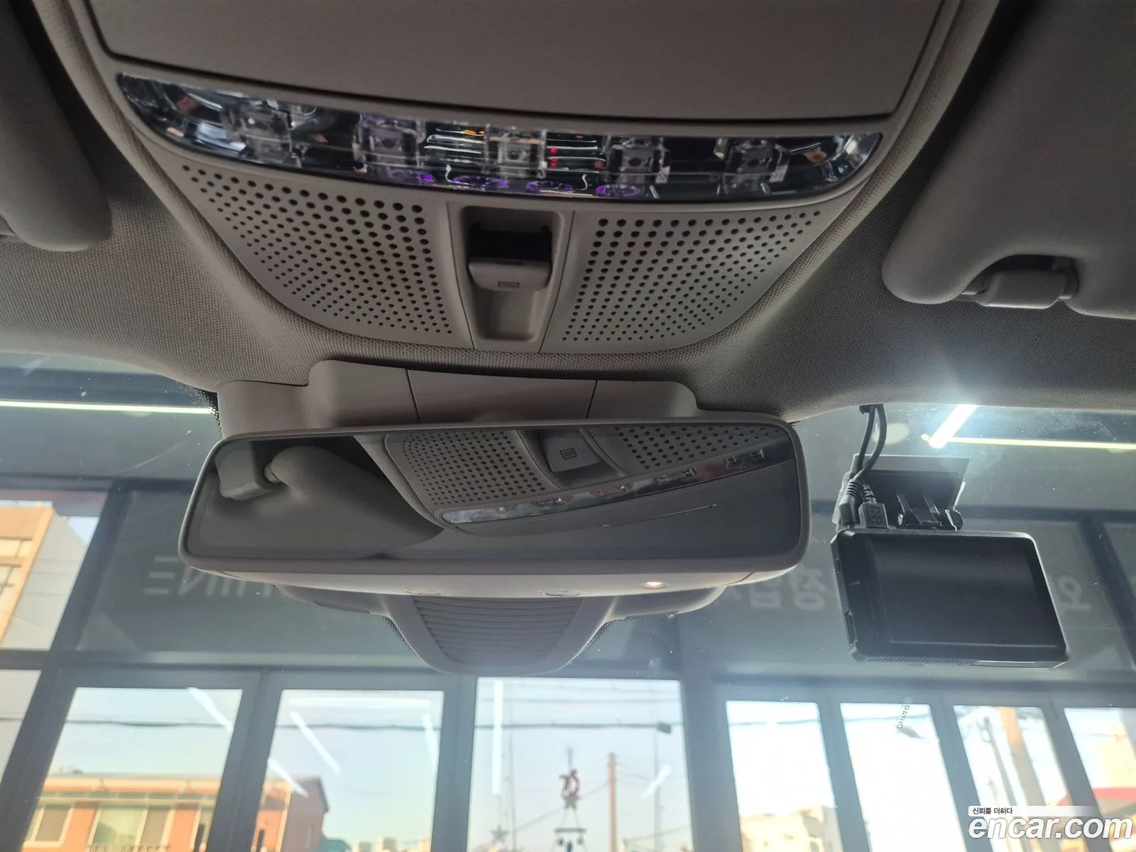Mercedes-Benz E-Class W213 2017 — 8