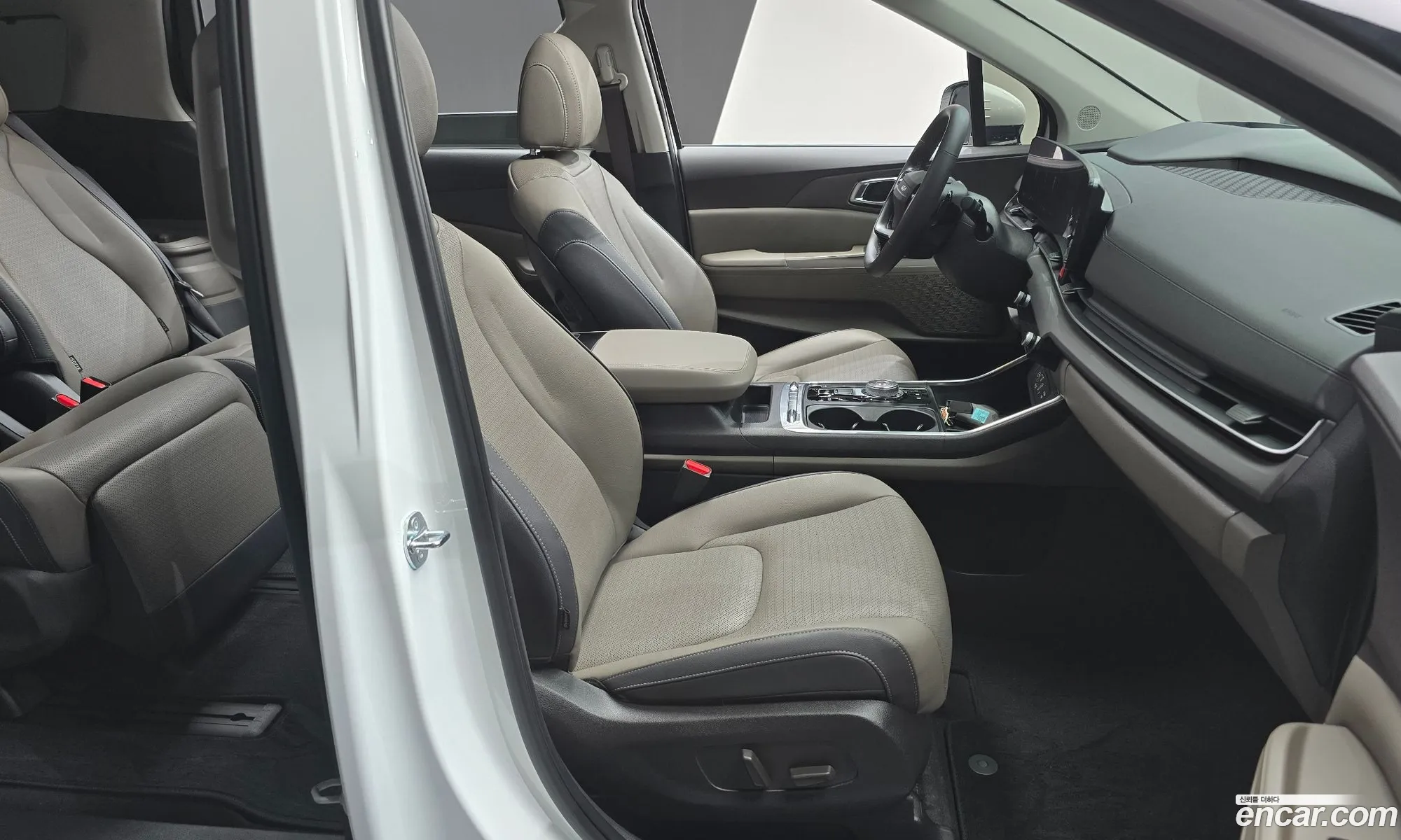 Kia Carnival 2024 — 7