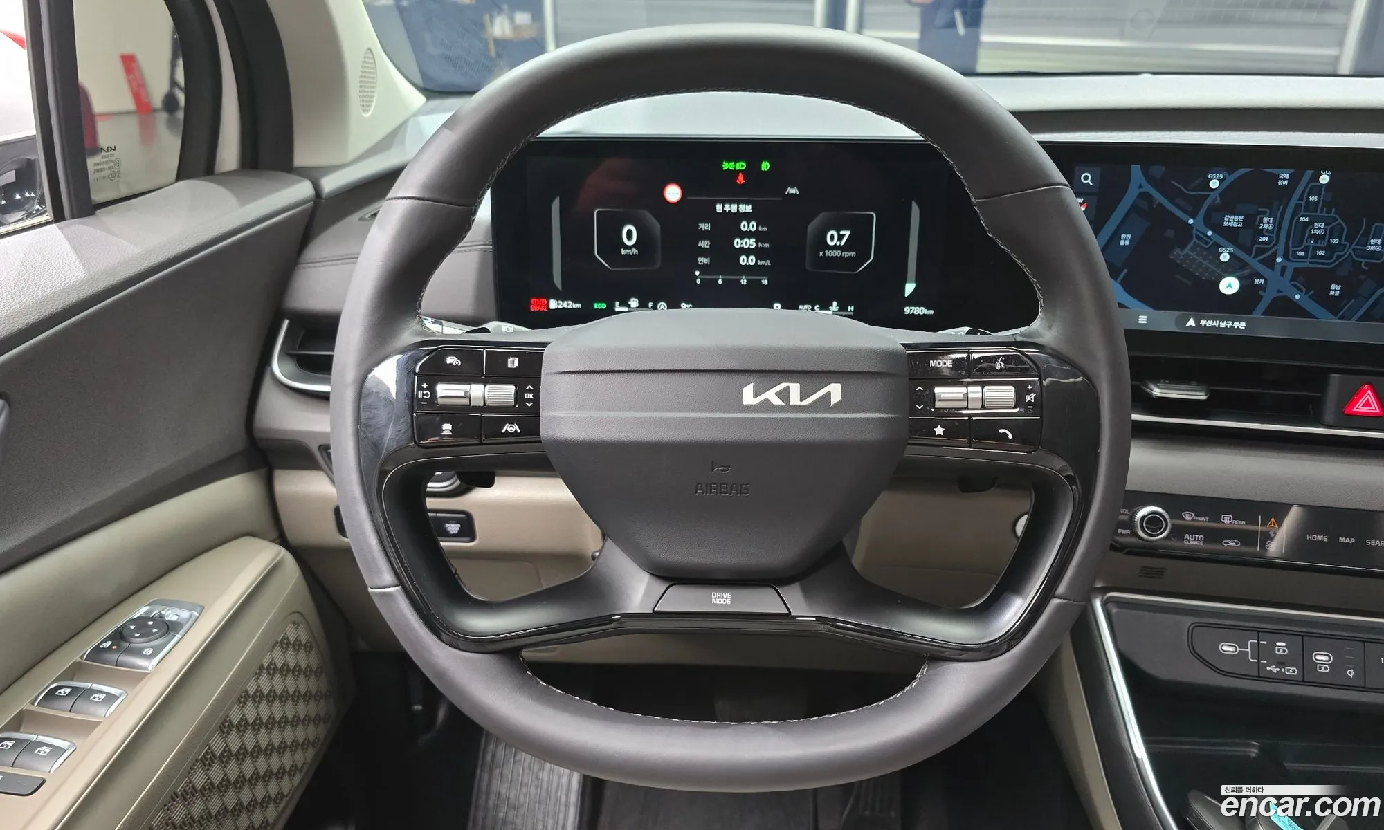 Kia Carnival 2024 — 14