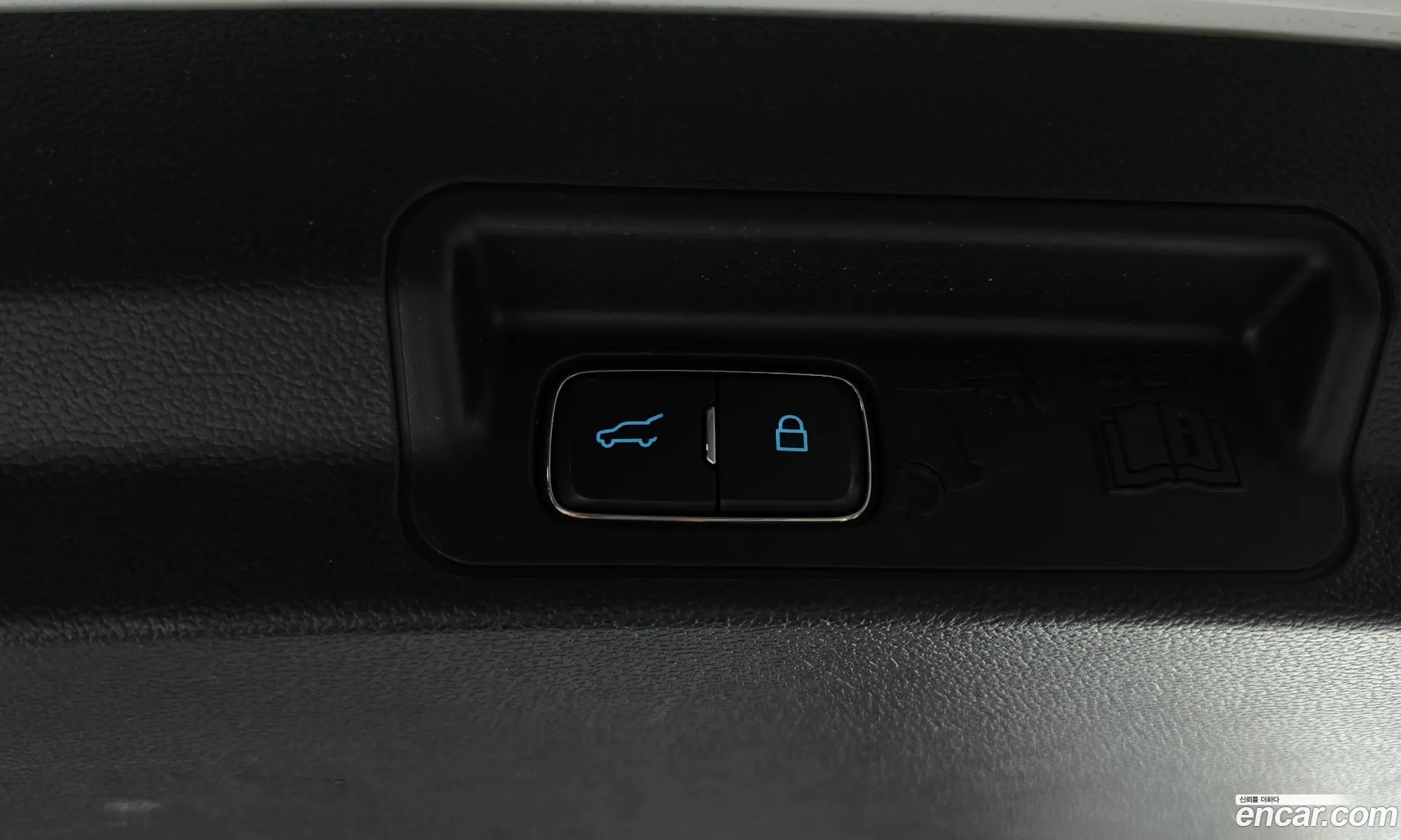 Ford Explorer 6th Gen 2020 1FMSK8FH4LGC17542 — 6