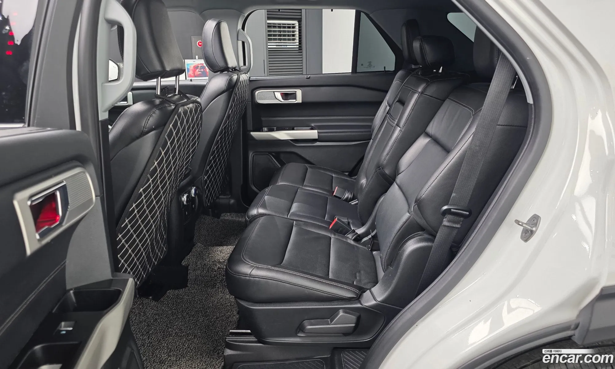 Ford Explorer 6th Gen 2020 1FMSK8FH4LGC17542 — 15