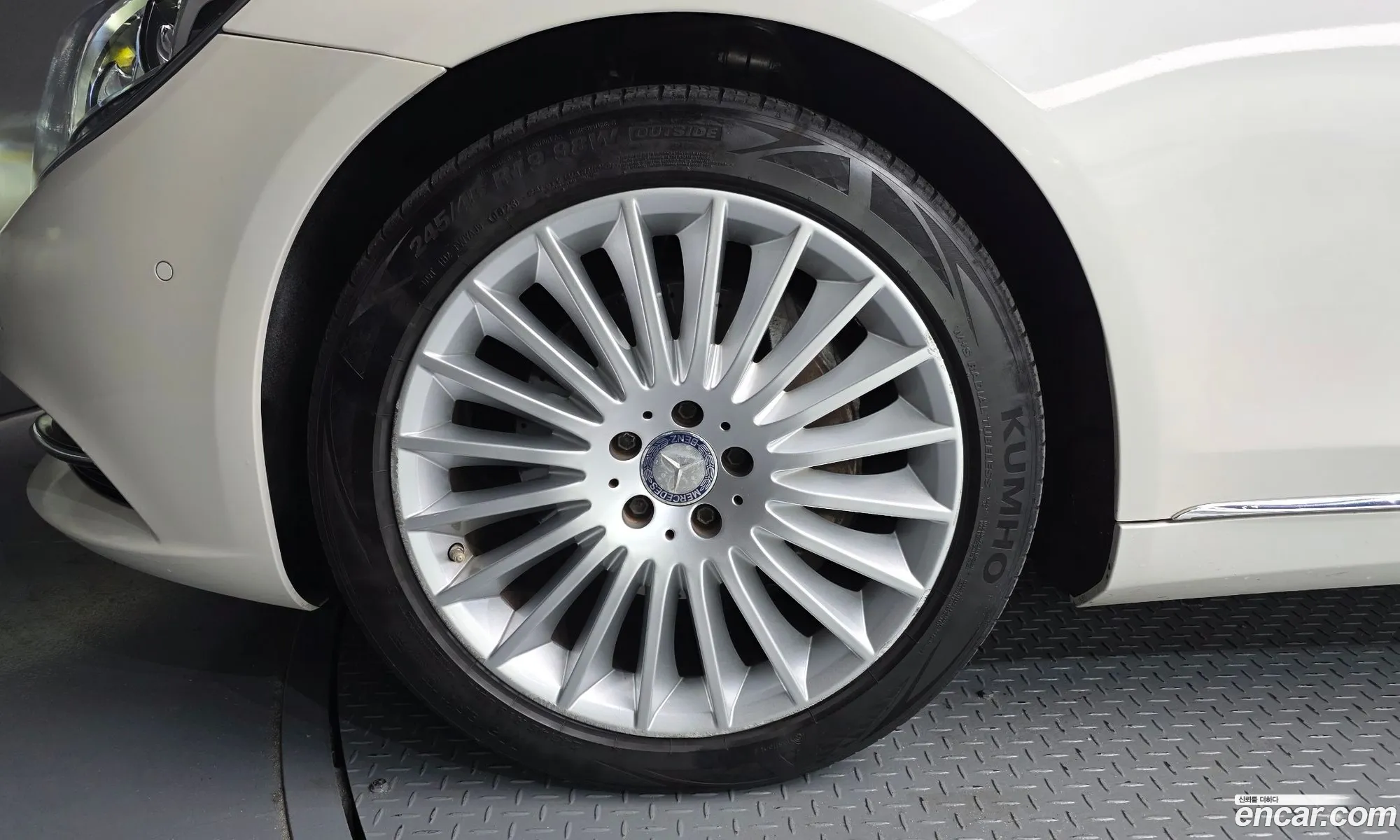 Mercedes-Benz S-Class W222 2015 WDDUF3CB8FA167763 — 18