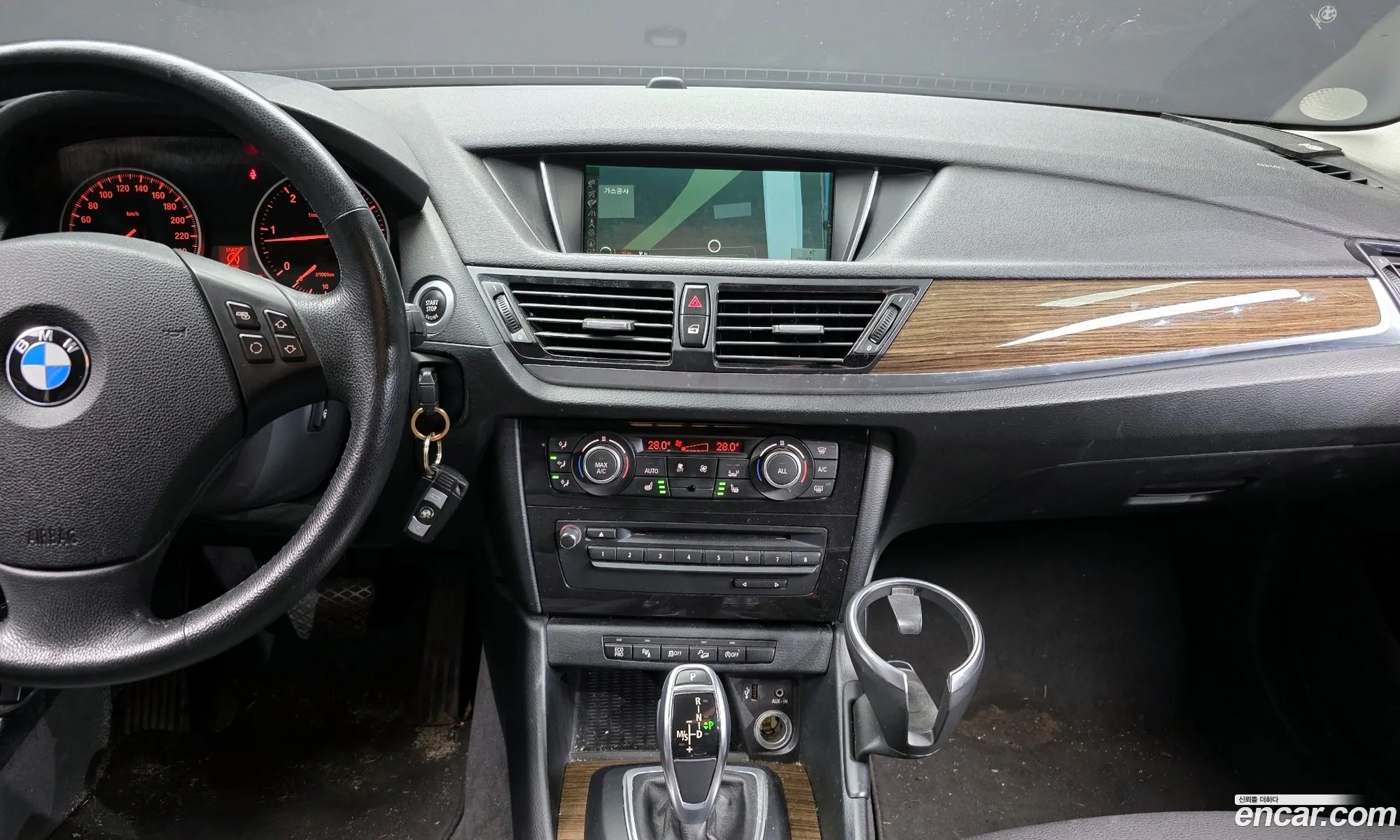 BMW X1 2014 WBAVP9100EVV44008 — 2