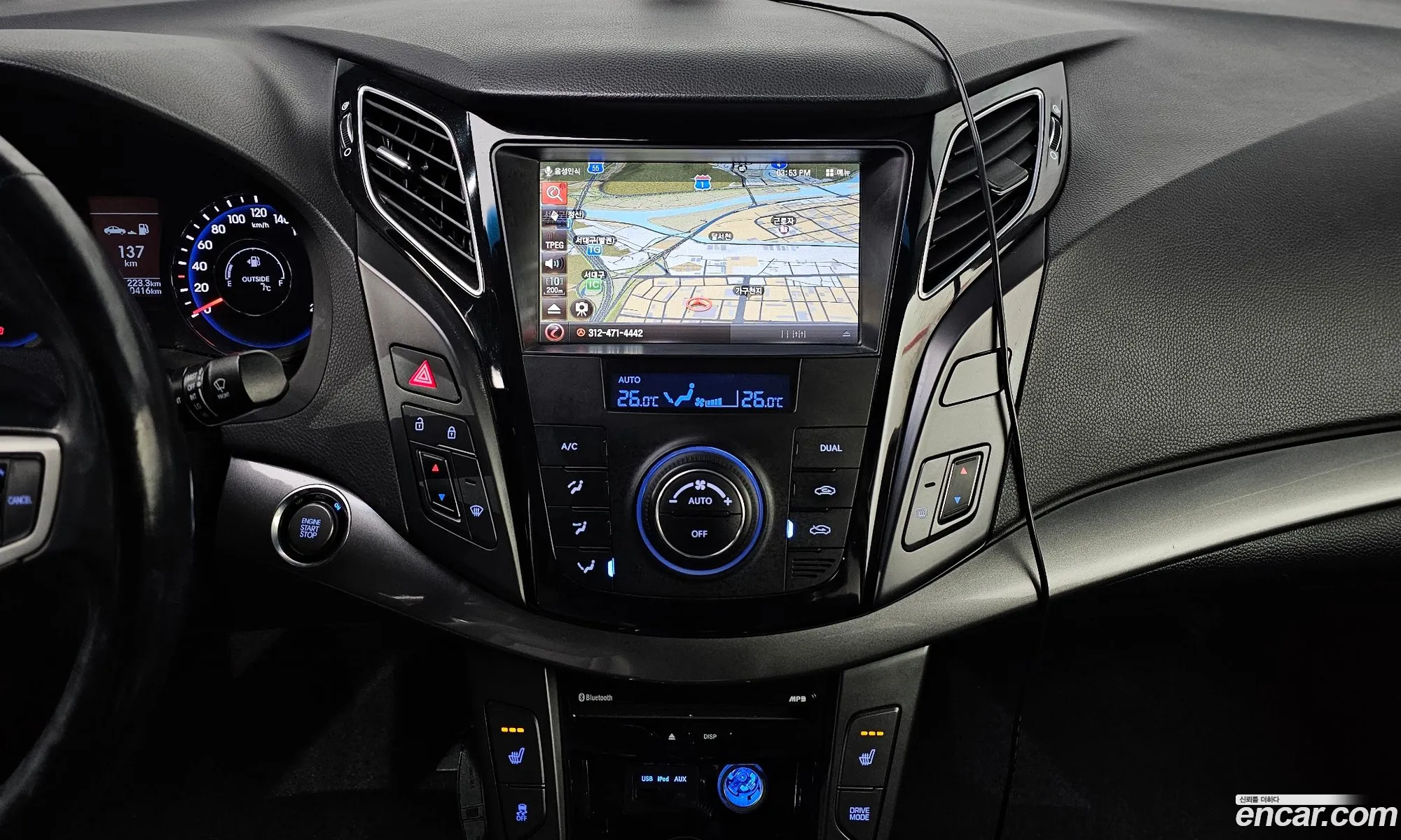 Hyundai i40 Saloon 2014 — 13