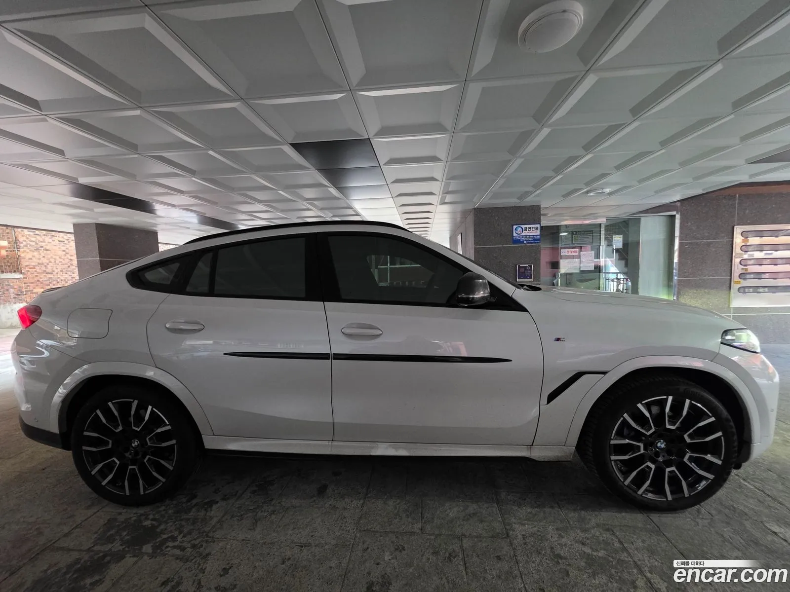 BMW X6 2024 — 16