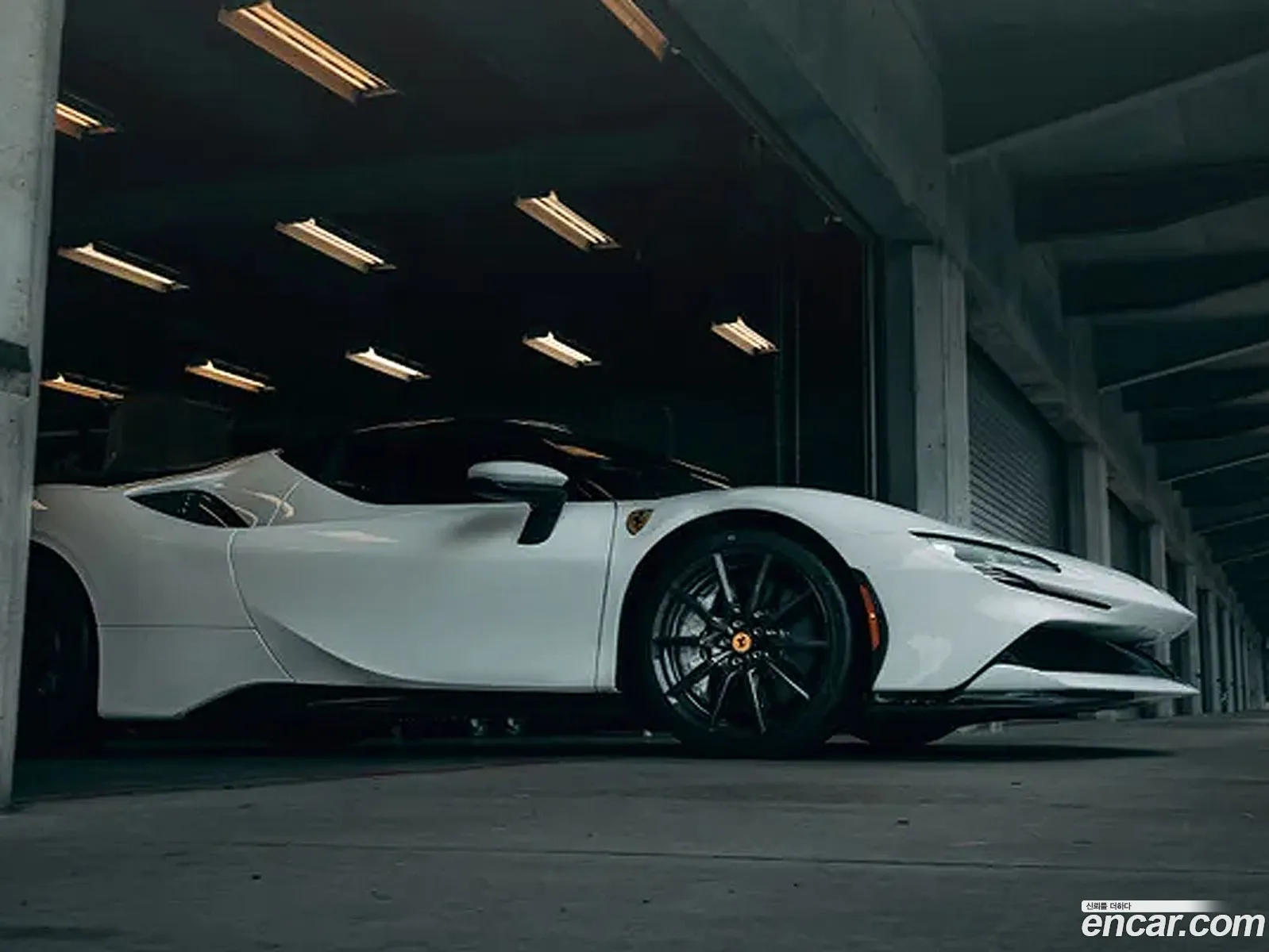 Ferrari SF90 Stradale 2021 — 16