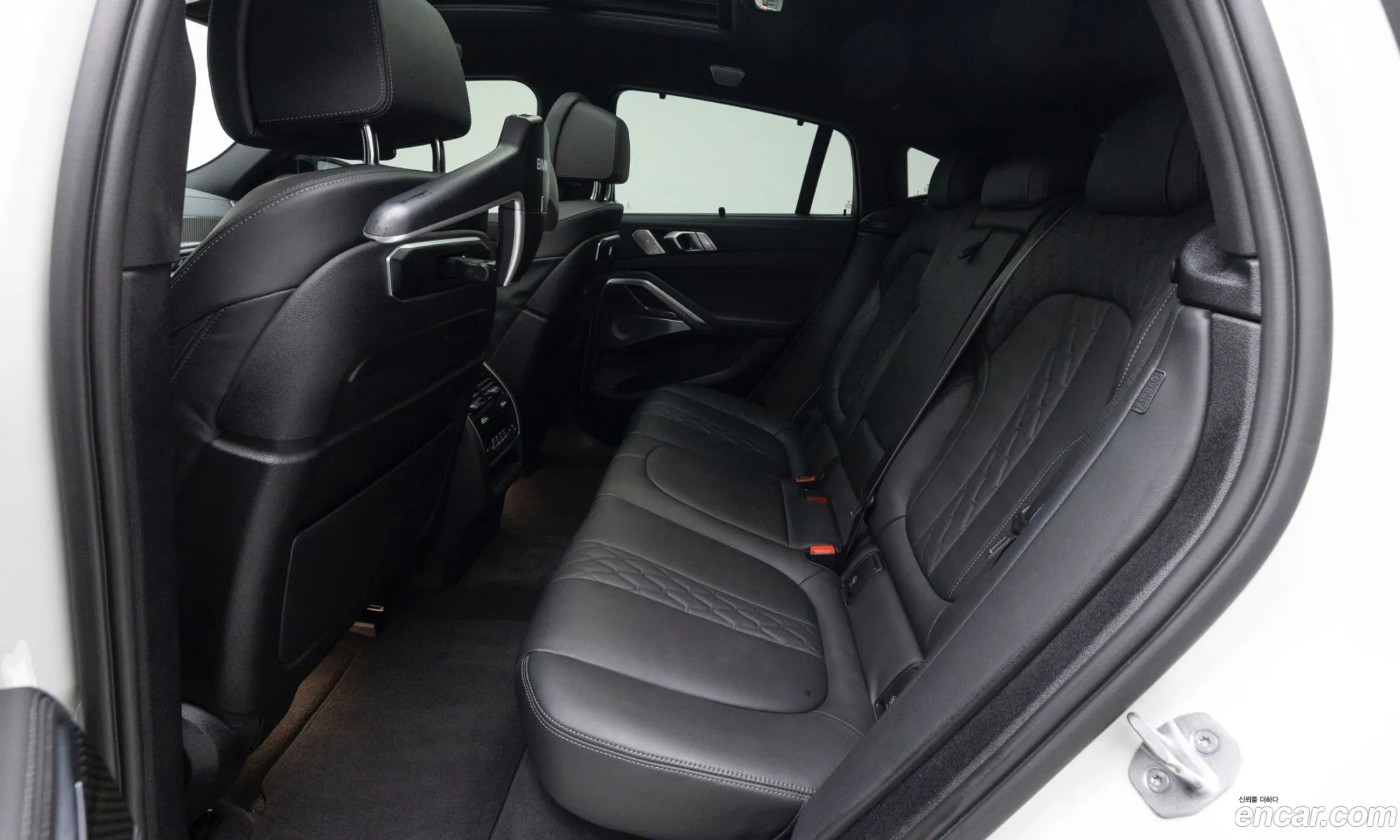 BMW X6 2023 — 10